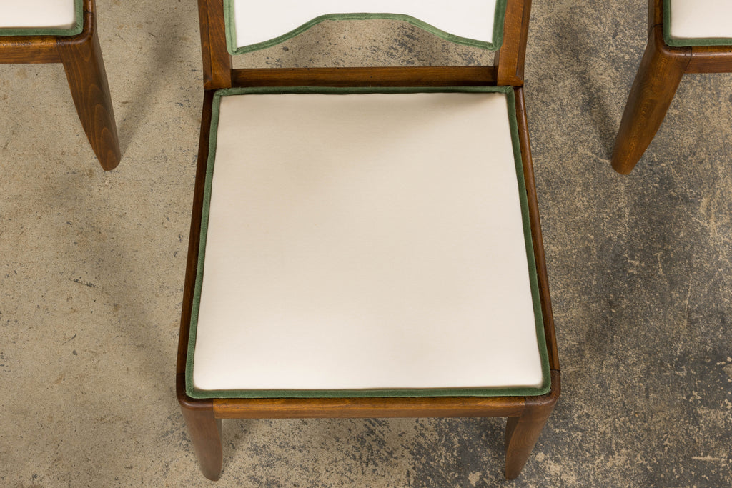 Set of Six 1930s French Art Deco Scalloped Backs Dining Chairs in Maple & Velvet