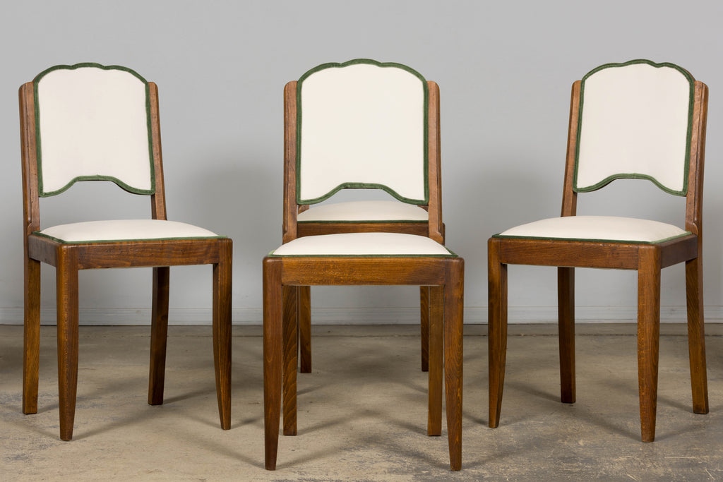 Set of Six 1930s French Art Deco Scalloped Backs Dining Chairs in Maple & Velvet