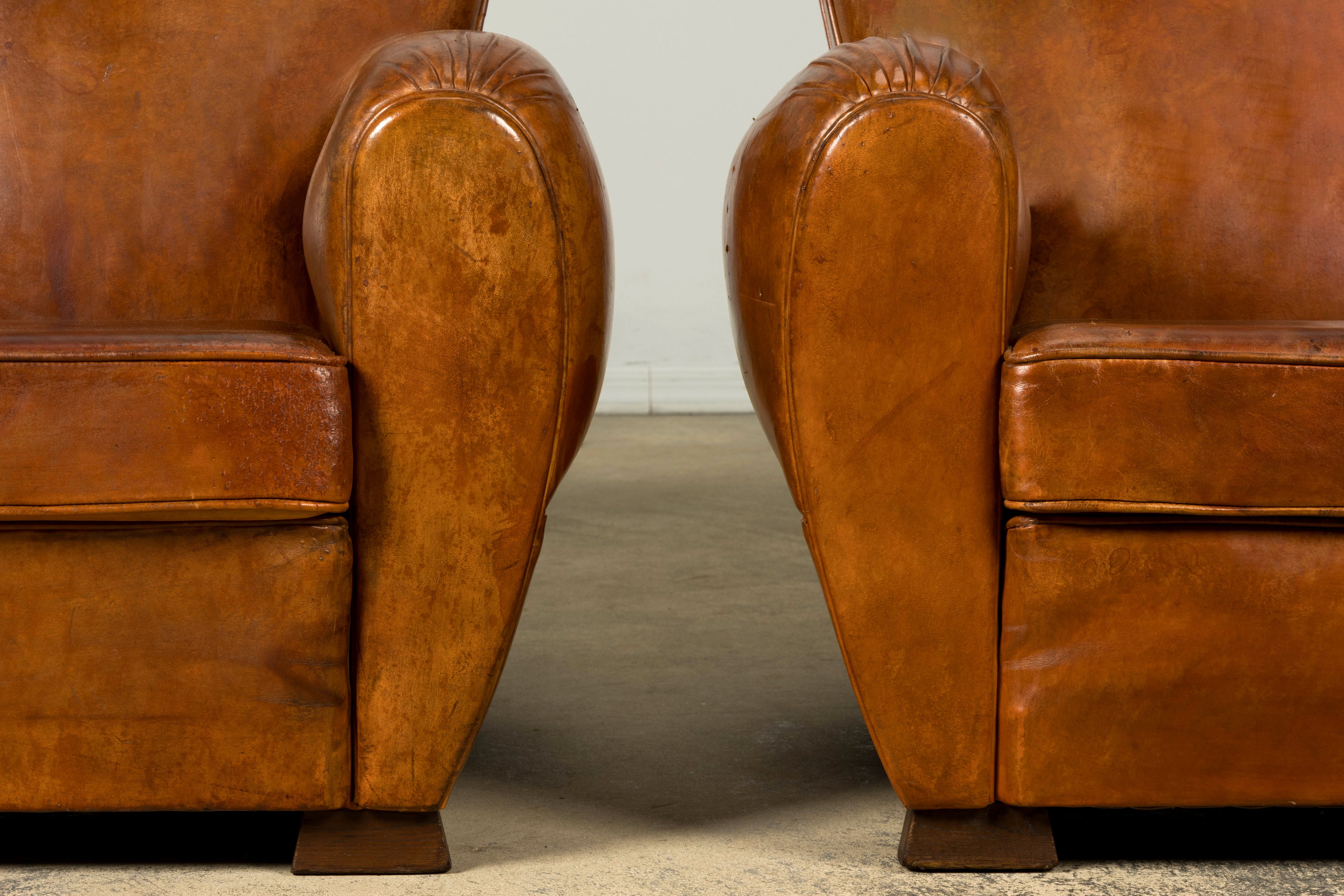 1930s French Art Deco Scalloped Back Cognac Leather Club Chairs, Pair