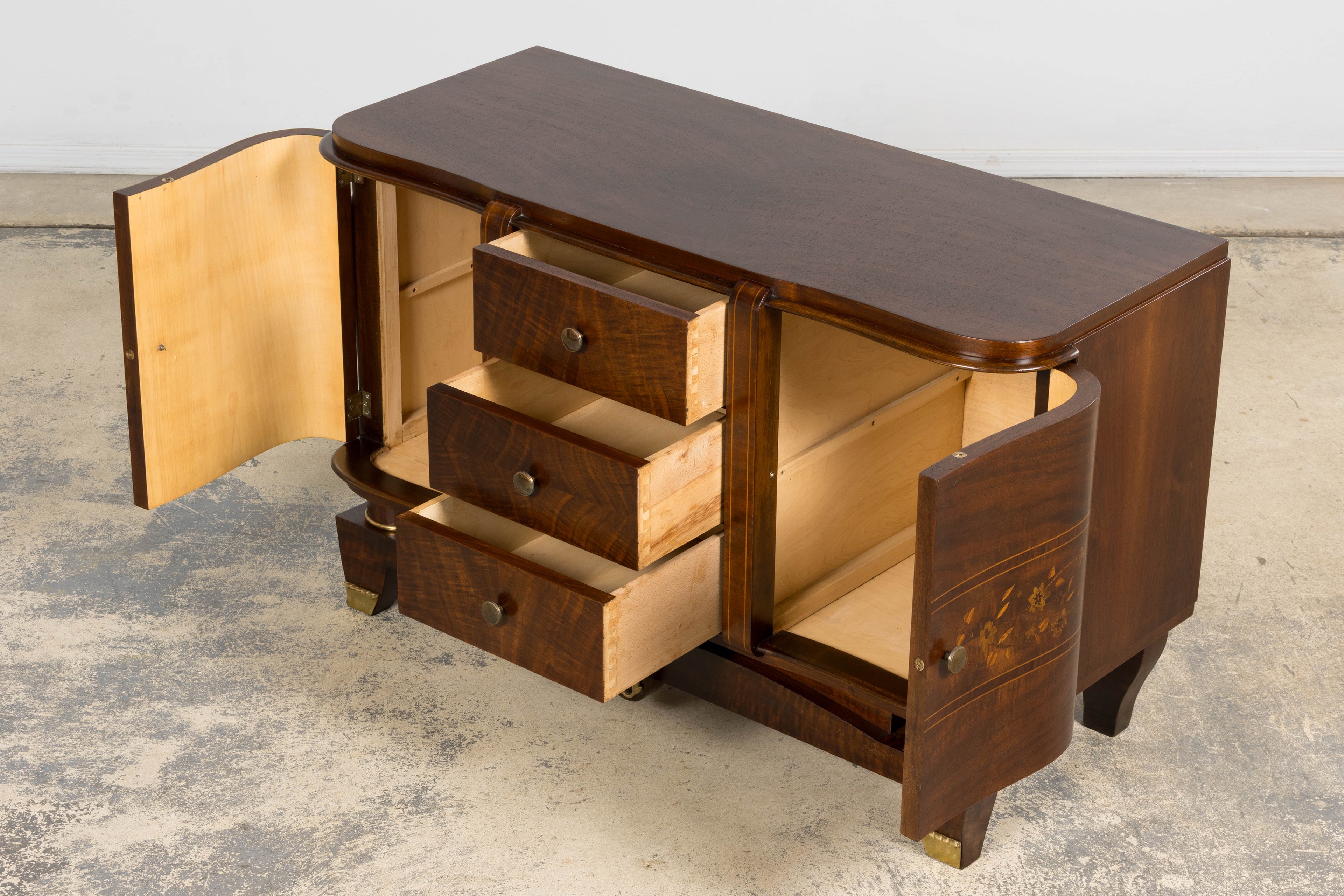 1930s French Art Deco Walnut Commode with Floral Marquetry