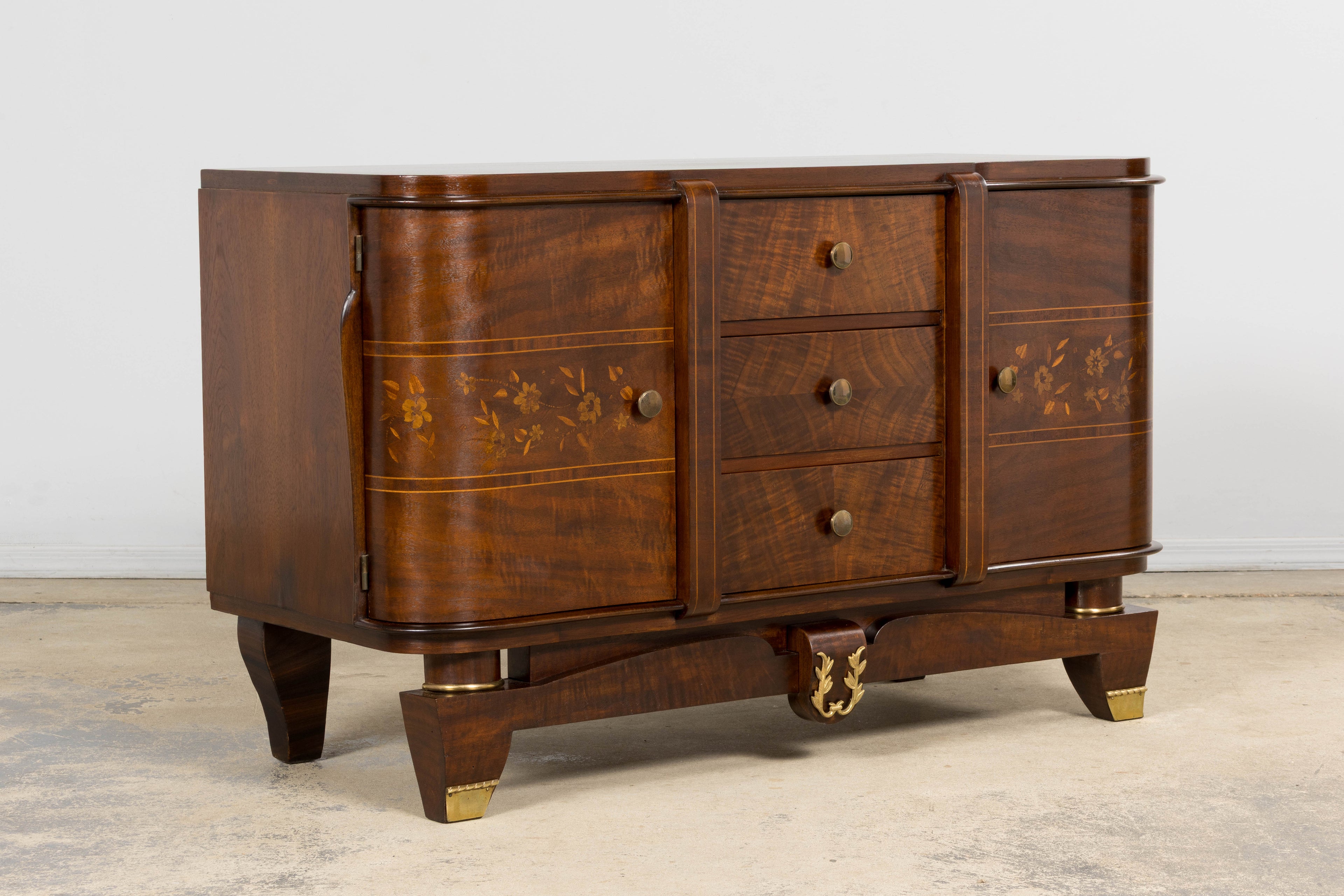 1930s French Art Deco Walnut Commode with Floral Marquetry