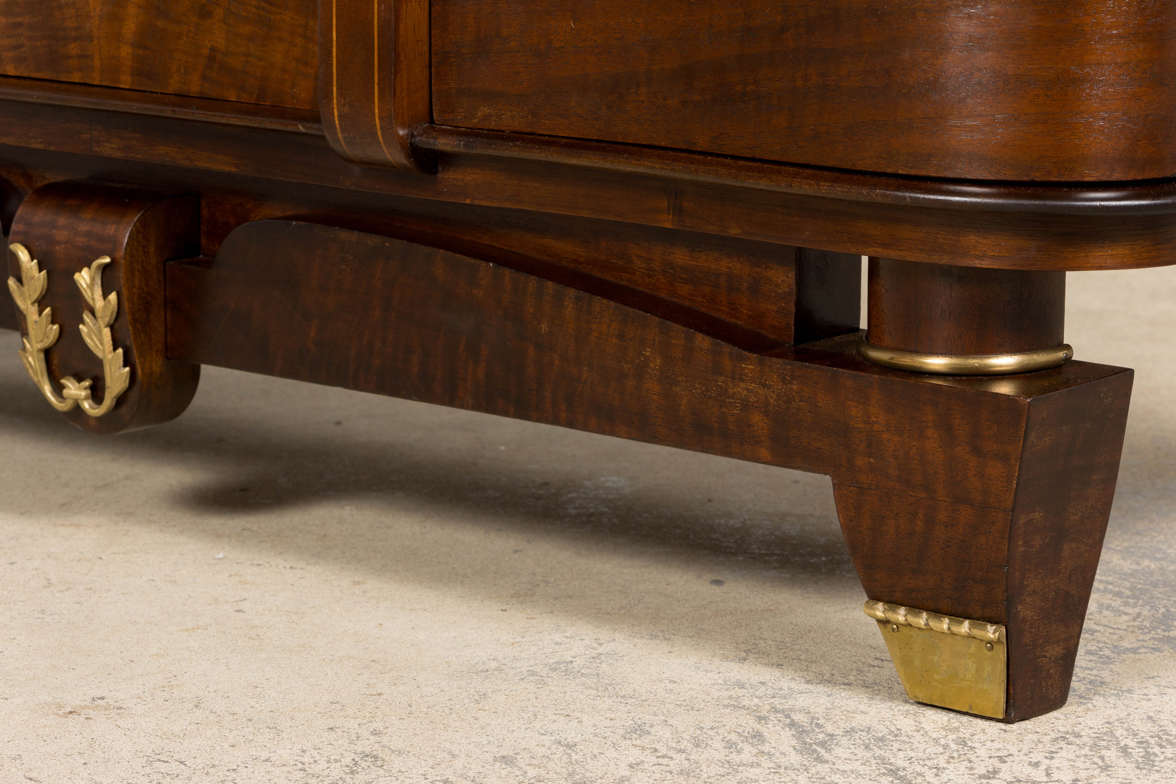 1930s French Art Deco Walnut Commode with Floral Marquetry