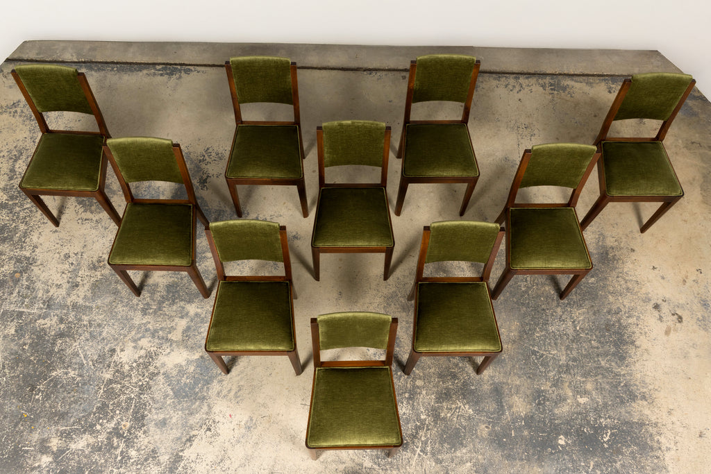 1930s French Art Deco Walnut Dining Chairs in Olive Green Velvet – Set of 10