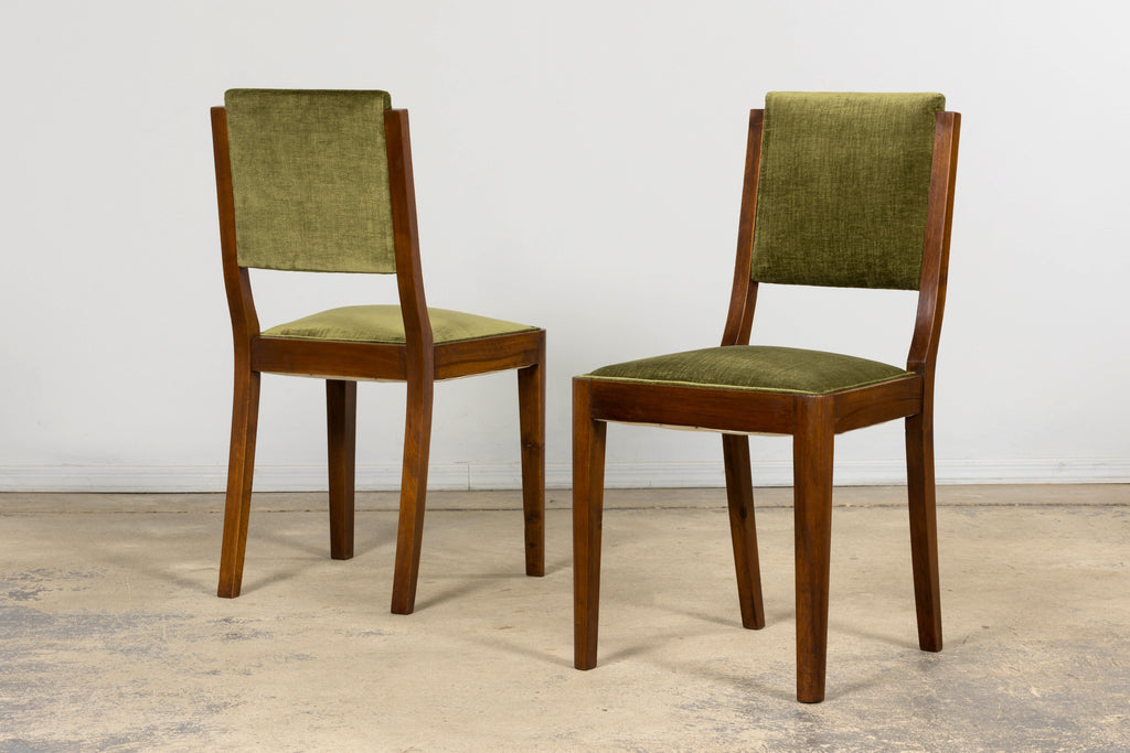 1930s French Art Deco Walnut Dining Chairs in Olive Green Velvet – Set of 10