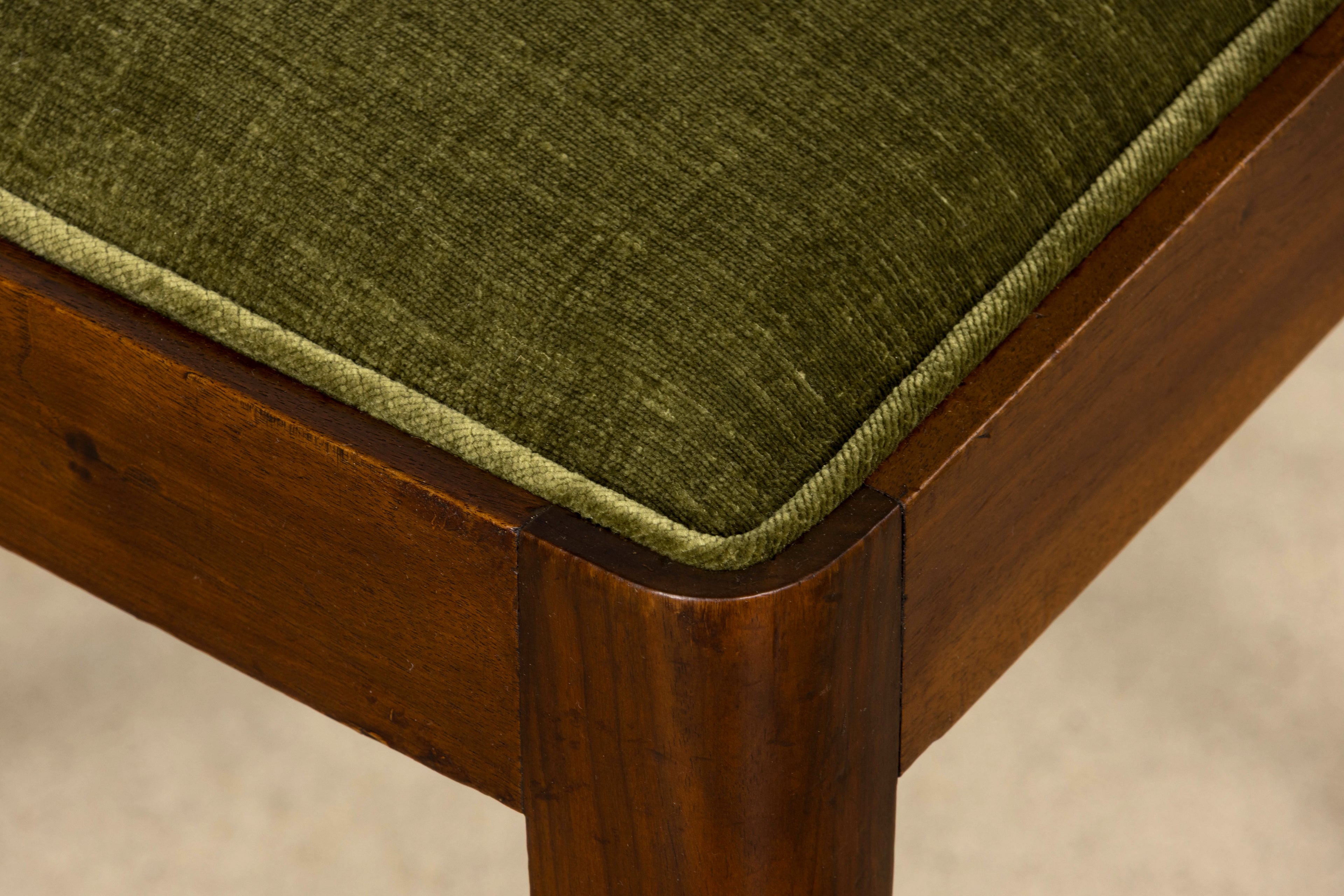1930s French Art Deco Walnut Dining Chairs in Olive Green Velvet – Set of 10