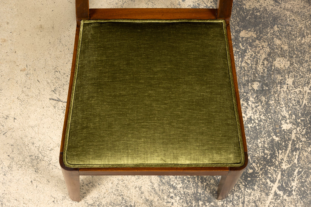 1930s French Art Deco Walnut Dining Chairs in Olive Green Velvet – Set of 10