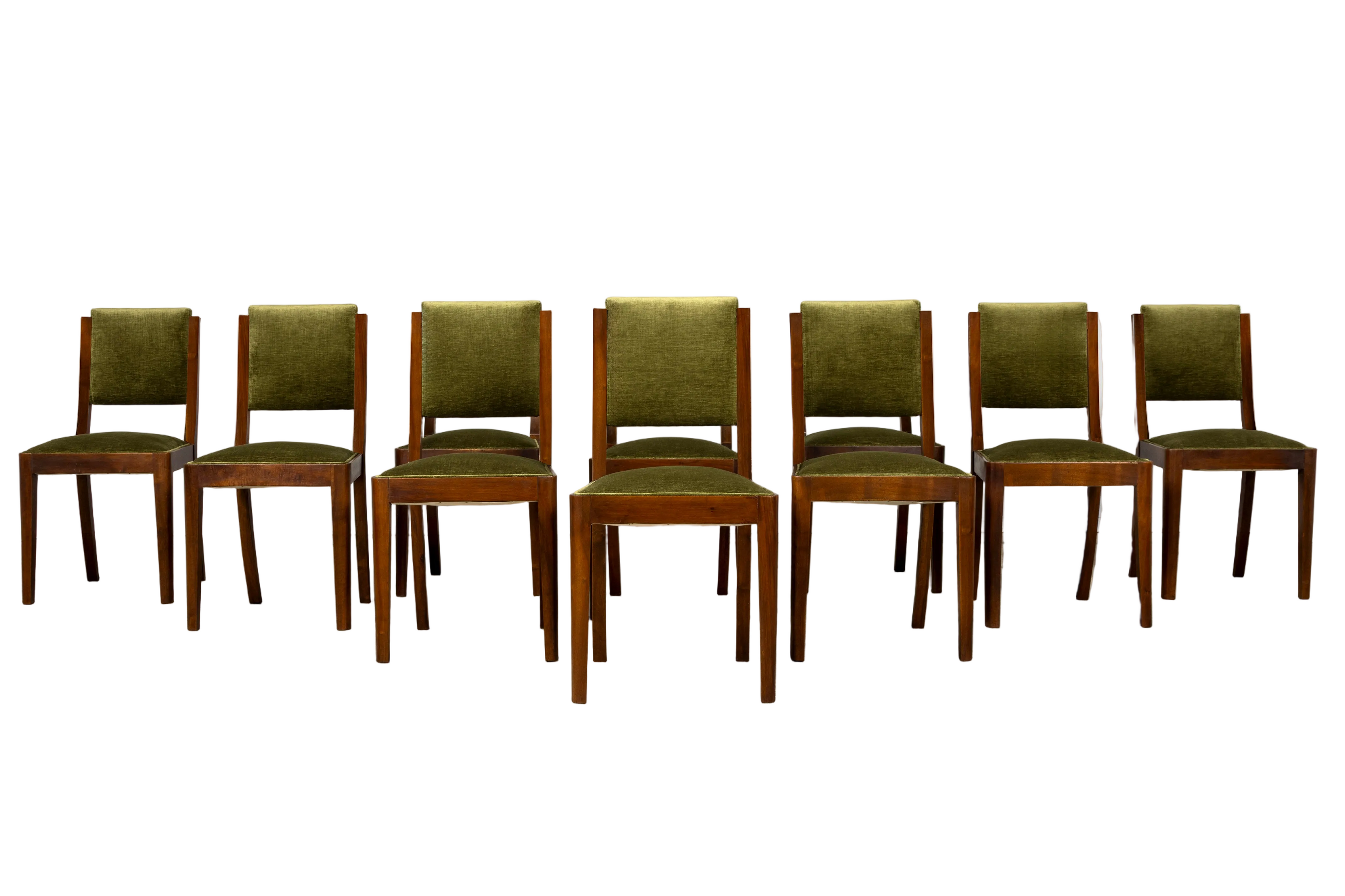 1930s French Art Deco Walnut Dining Chairs in Olive Green Velvet – Set of 10