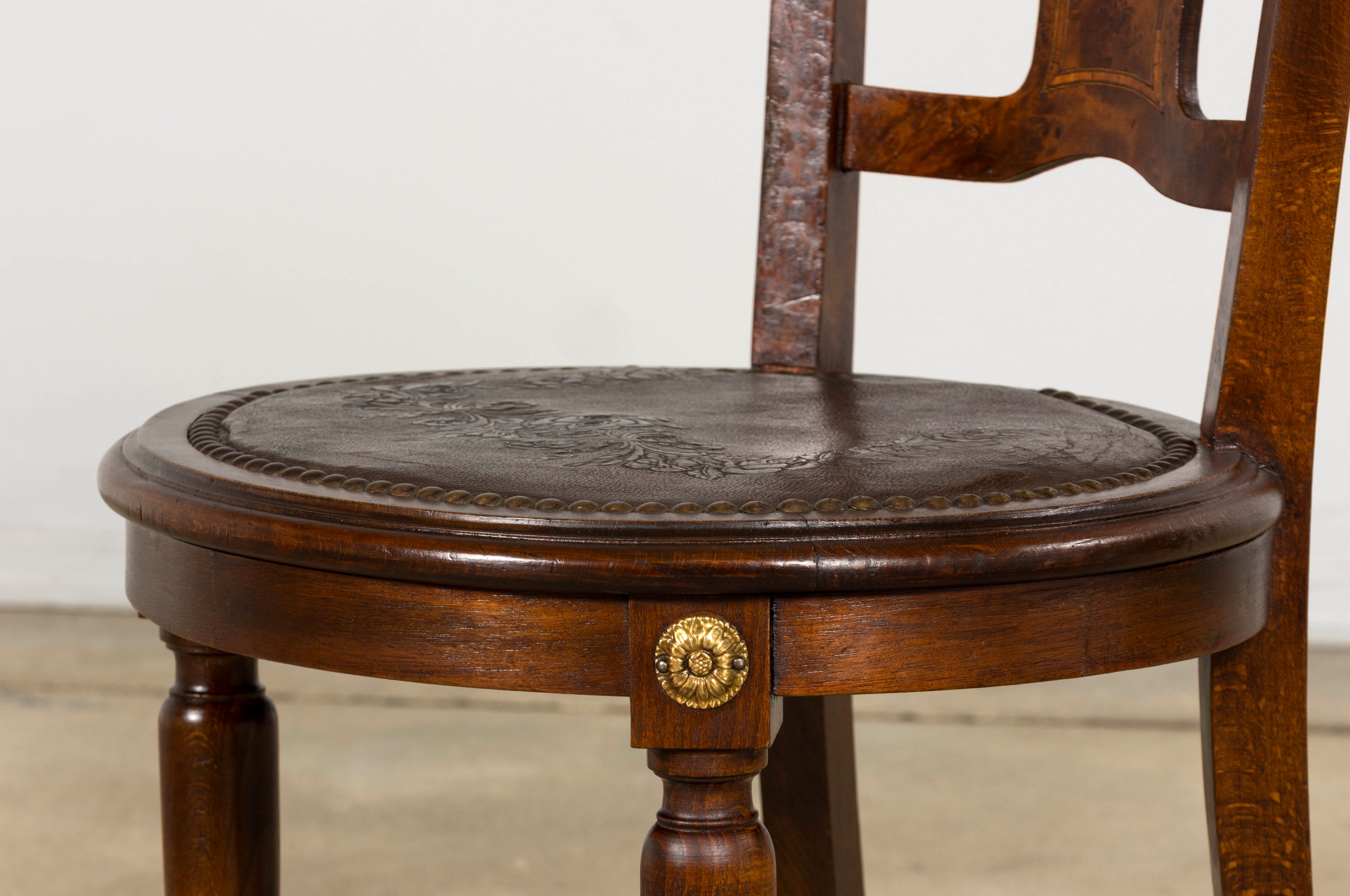 1930s French Art Deco Walnut Dining Chairs With Leather Seats, Set of 8
