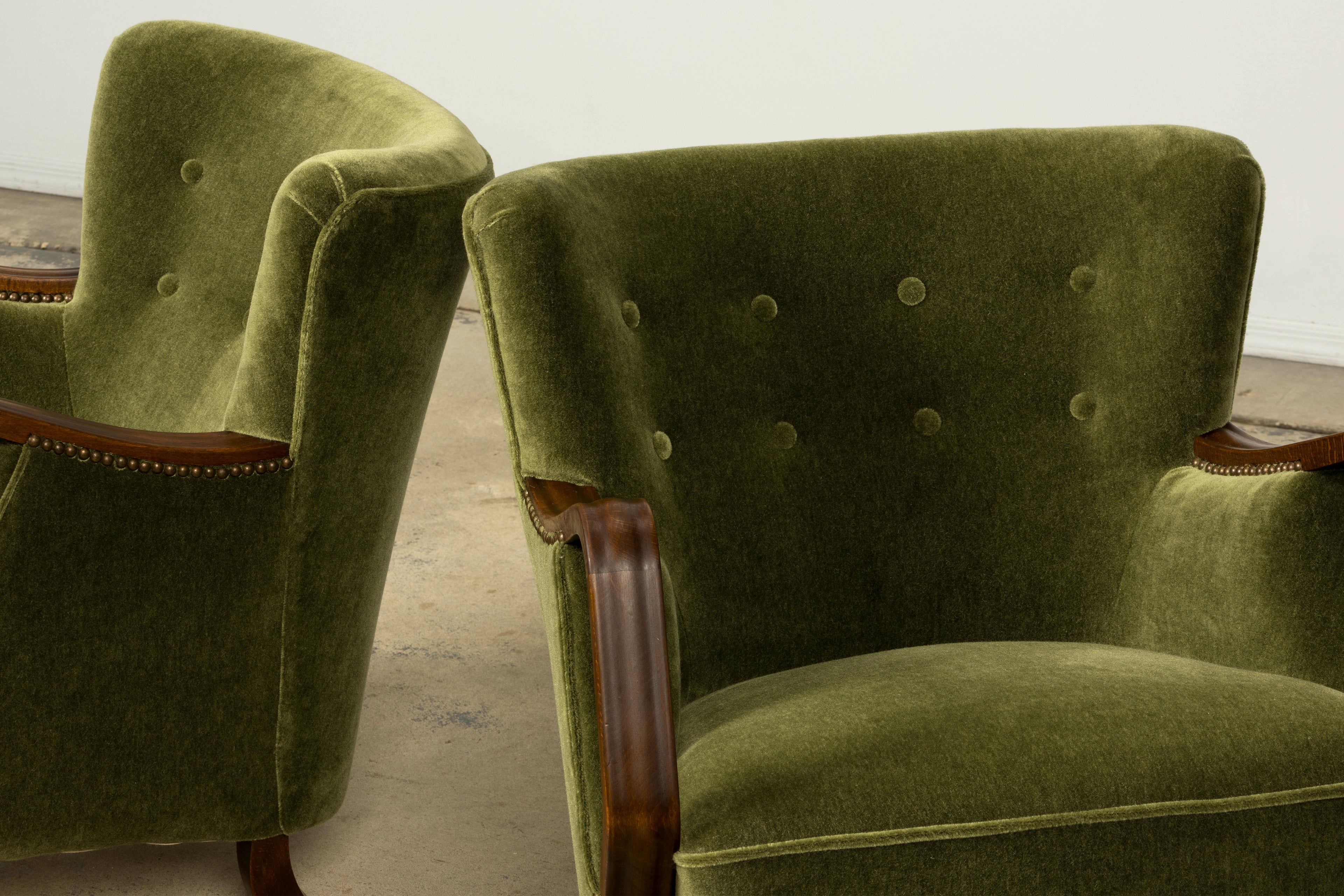 1940s Danish Art Deco Walnut Lounge Chairs by Alfred Christensen in Olive Green Mohair, Pair