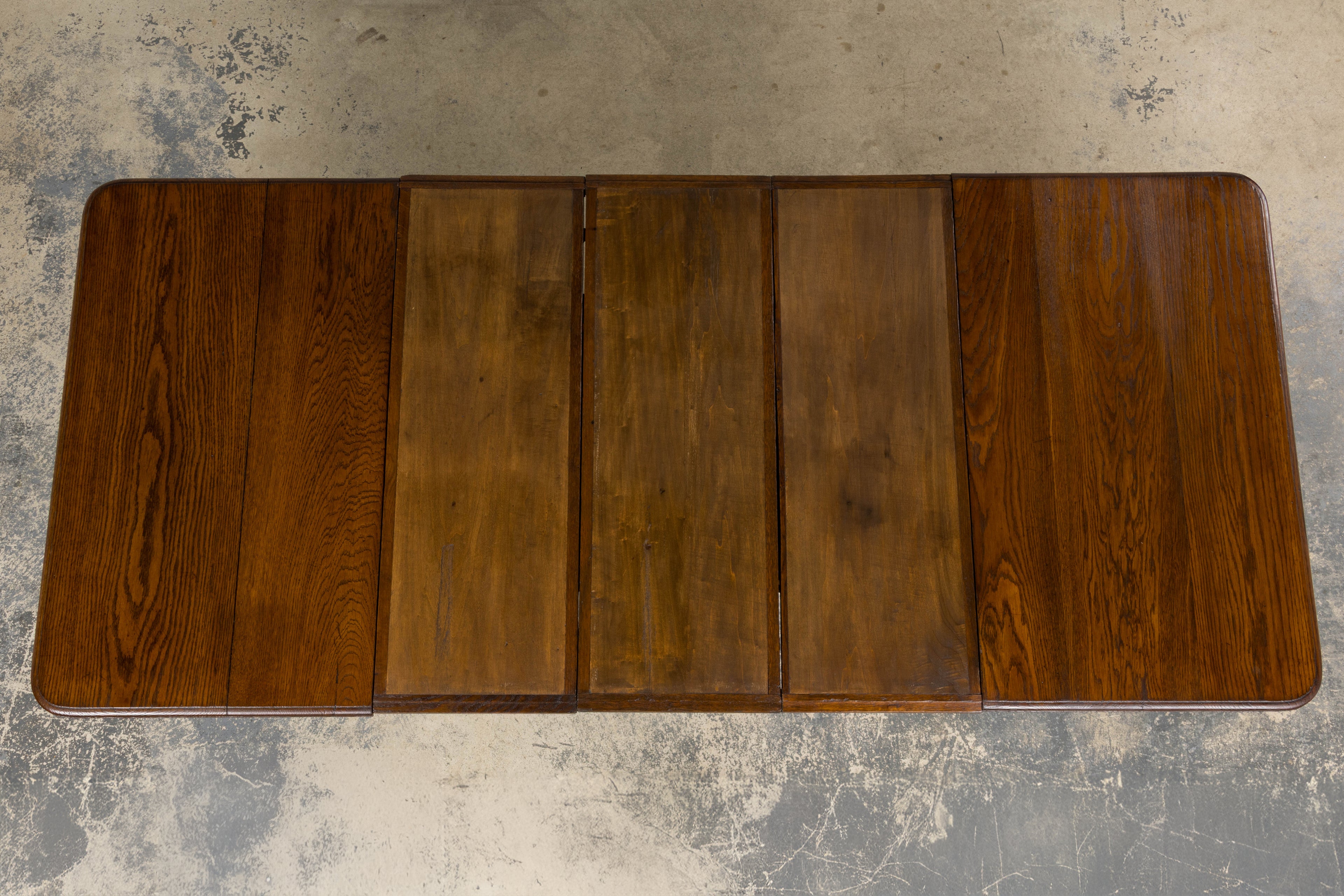 1930s French Parisian Art Deco Oak Extendable Dining Table