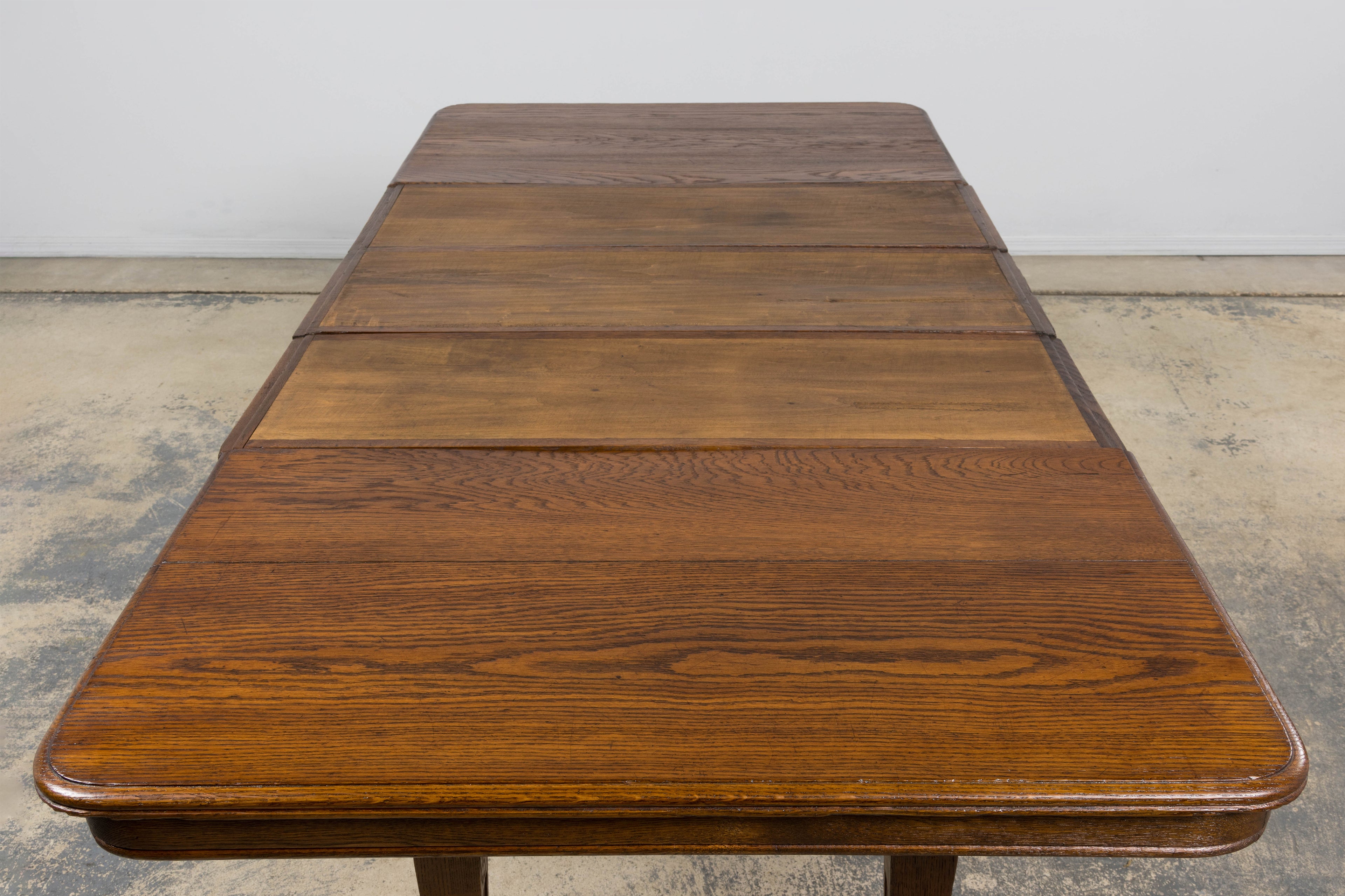 1930s French Parisian Art Deco Oak Extendable Dining Table