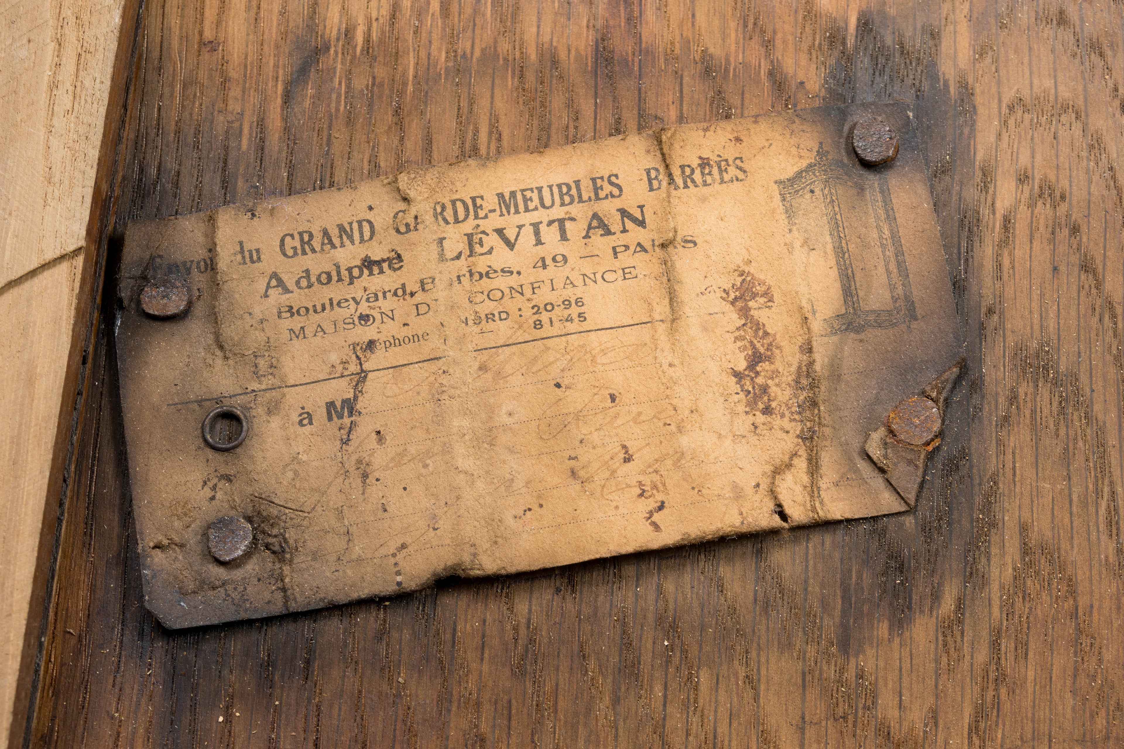 1930s French Parisian Art Deco Oak Extendable Dining Table