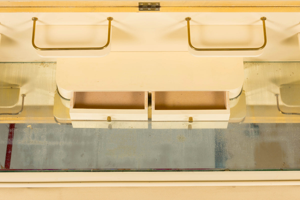 1930s French Art Deco Blond Lacquer Bar Cabinet