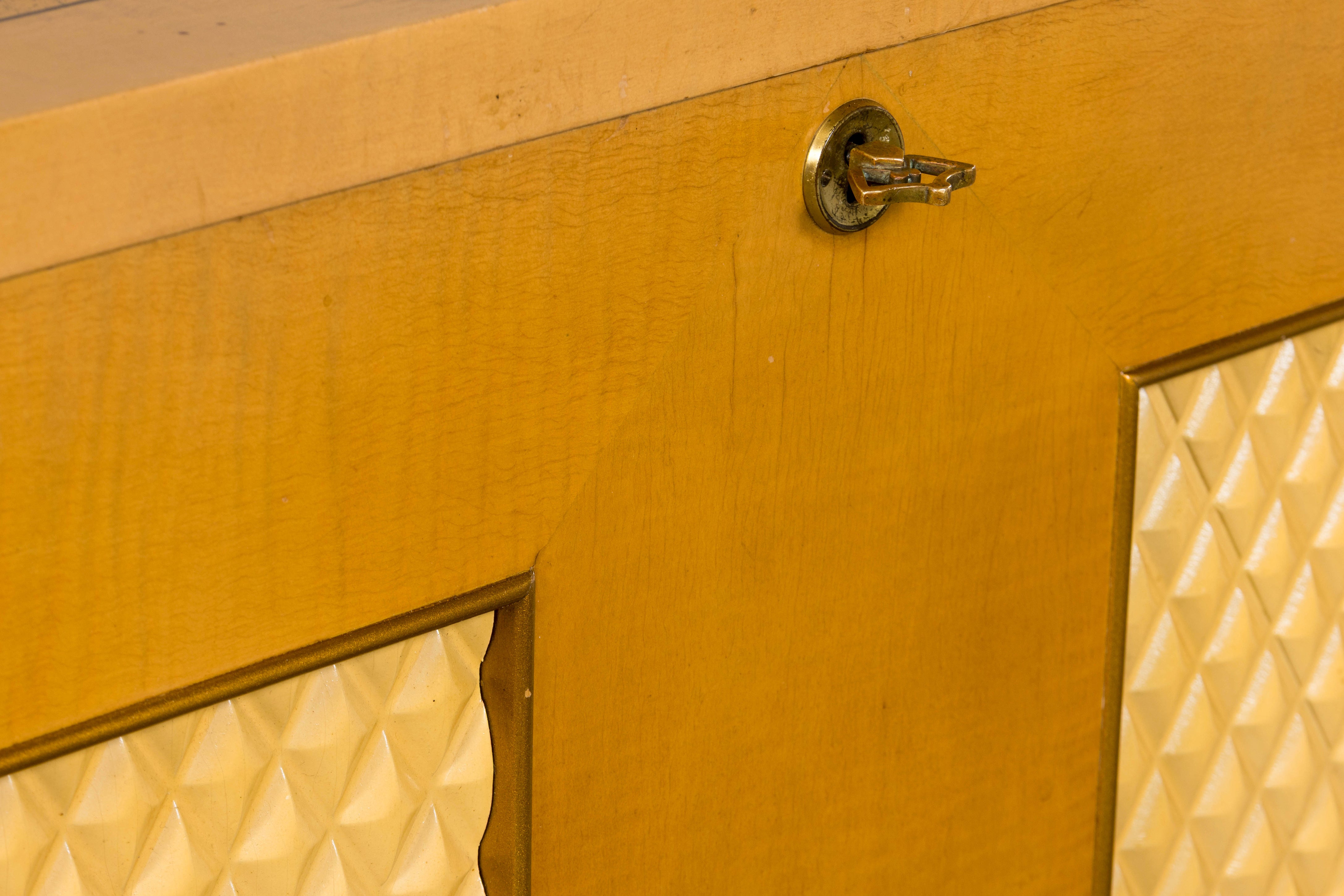 1930s French Art Deco Blond Lacquer Bar Cabinet