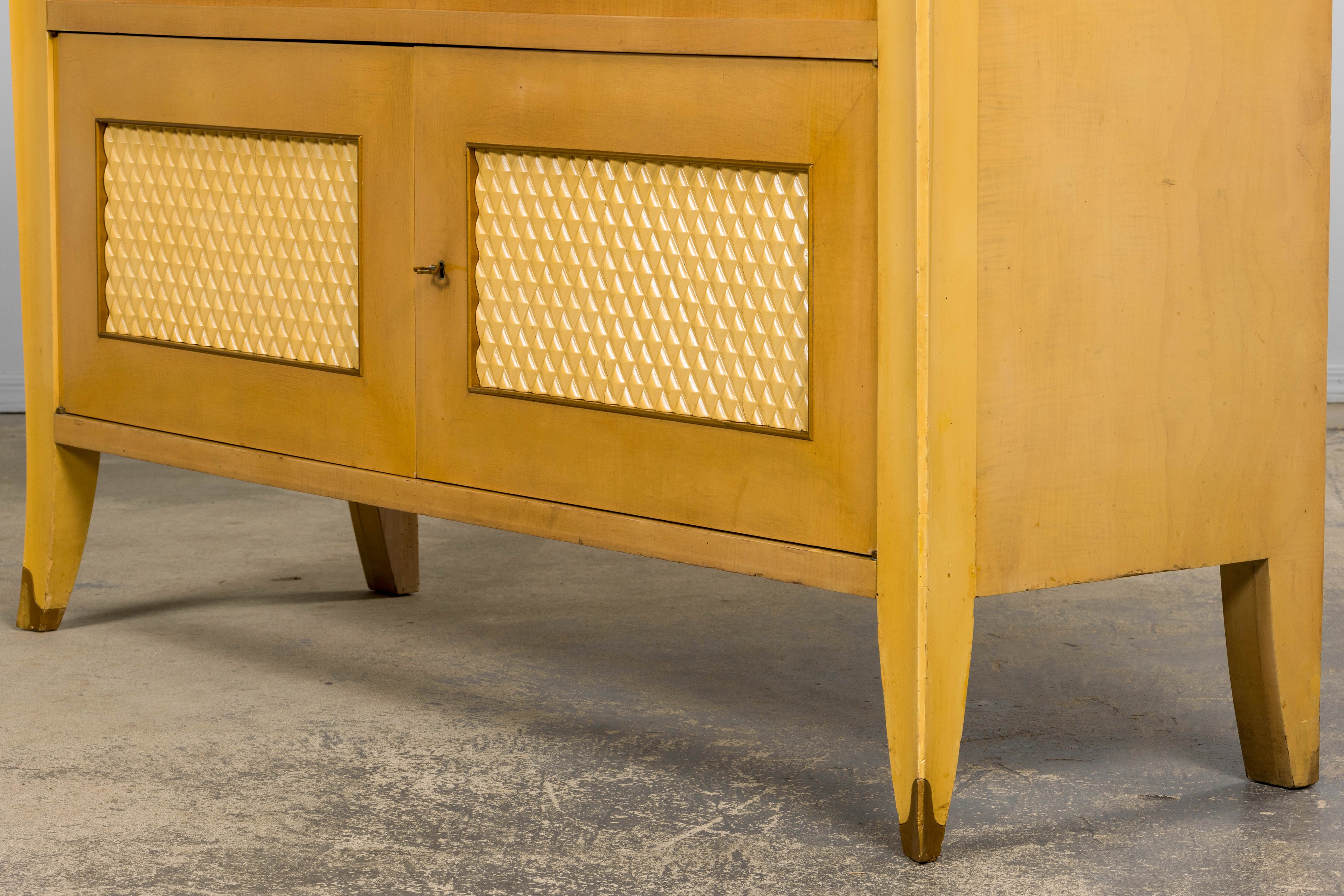 1930s French Art Deco Blond Lacquer Bar Cabinet