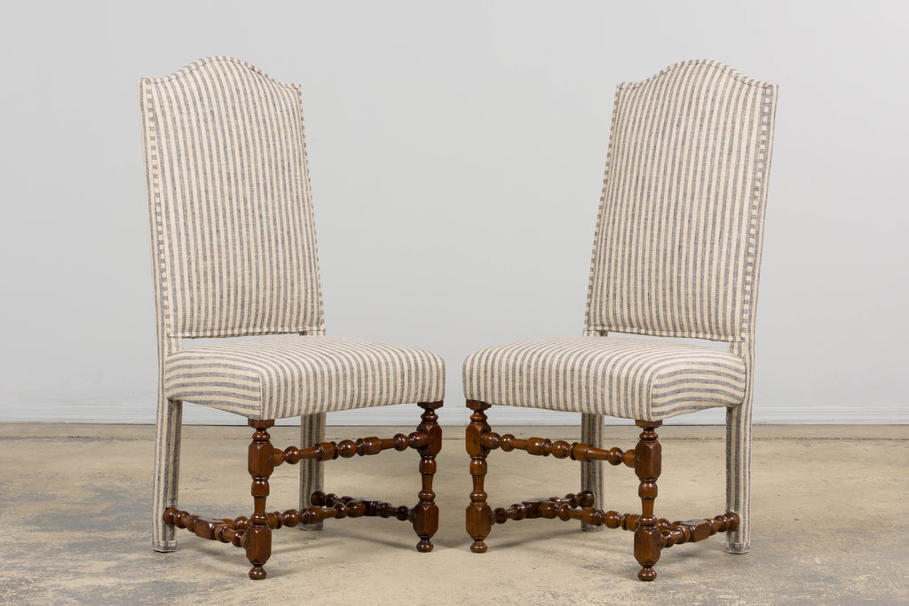 Set of Eight Antique French Louis XIII Walnut Dining Chairs, Late 18th Century