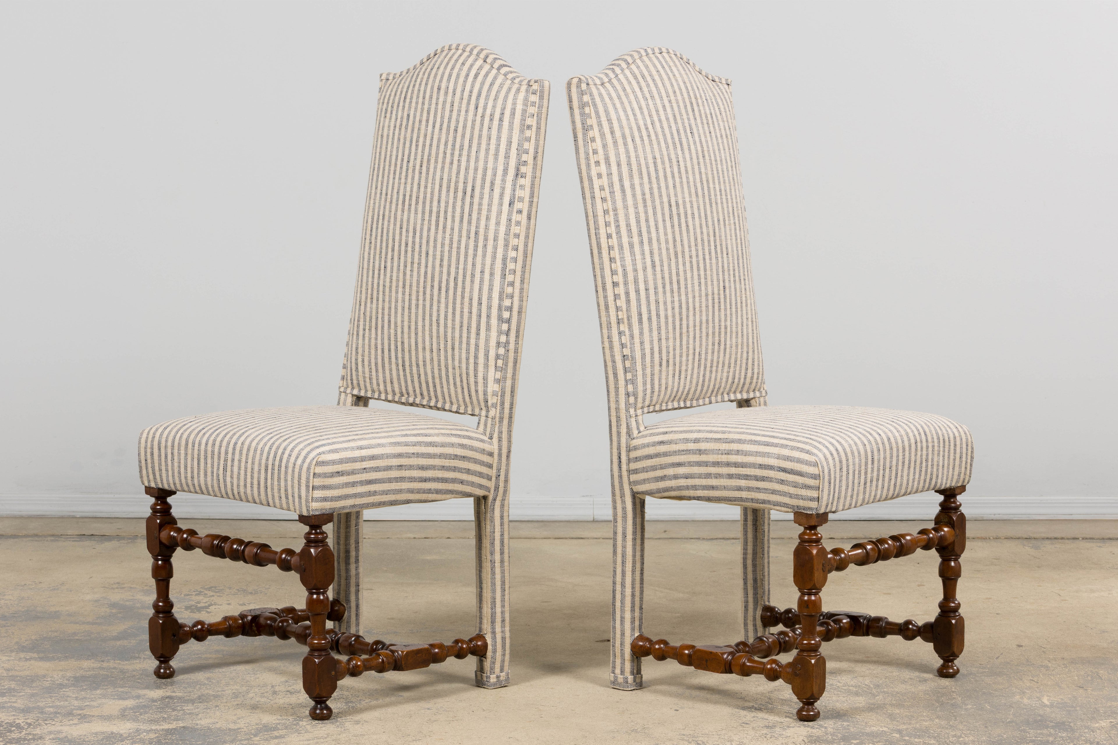Set of Eight Antique French Louis XIII Walnut Dining Chairs, Late 18th Century