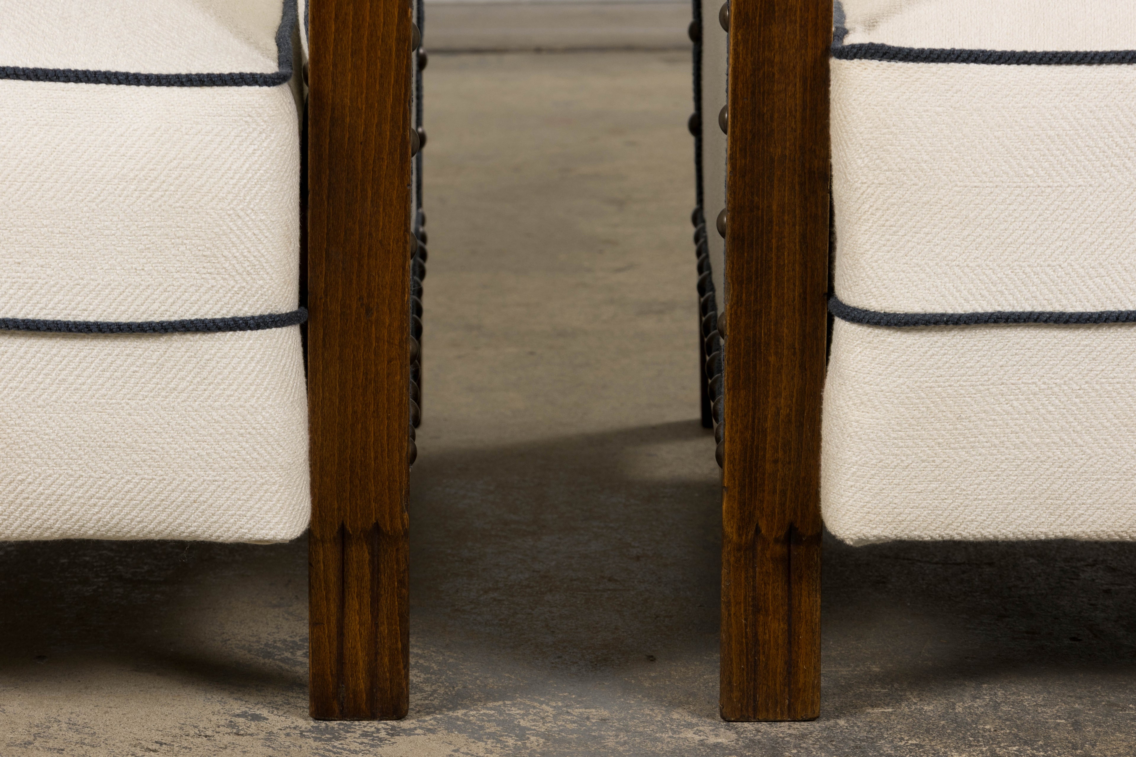 ON HOLD 1930s French Art Deco Maple Club Chairs in Cotton White- A Pair