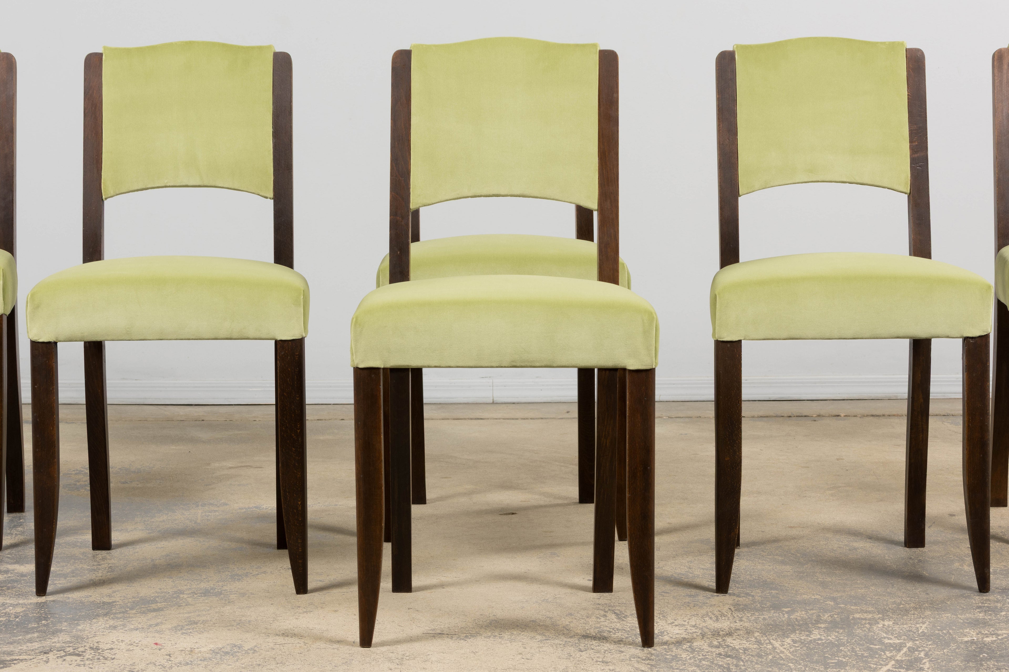 1930s French Art Deco Oak Dining Chairs in Laurel Green Velvet - Set of 6