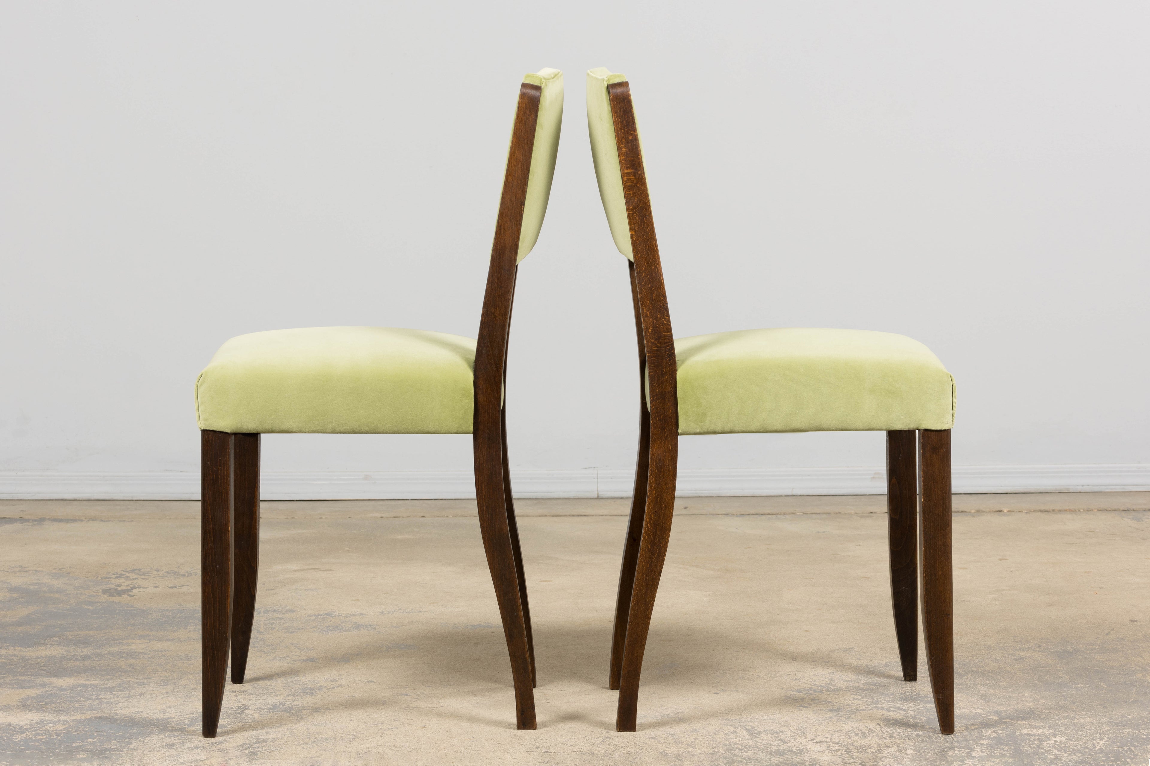 1930s French Art Deco Oak Dining Chairs in Laurel Green Velvet - Set of 6