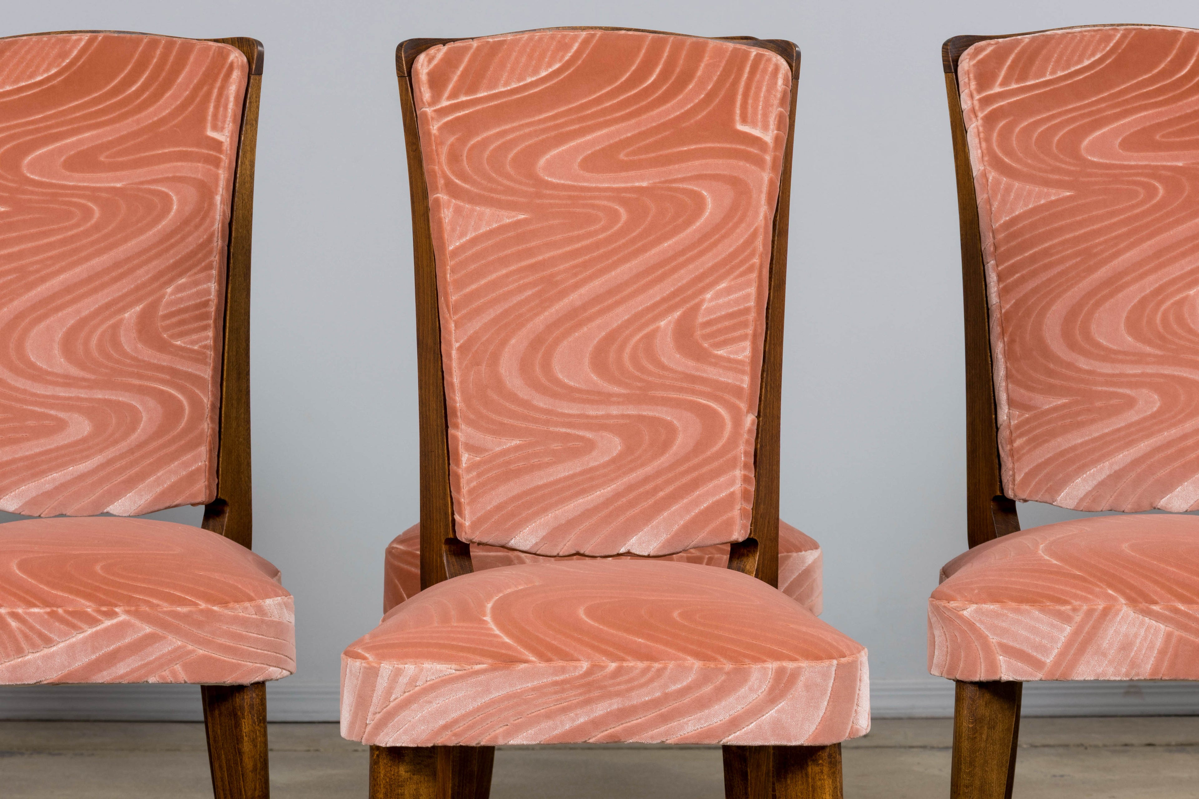 1940s French Parisian Art Deco Oak Dining Chairs in Blush Velvet - Set of 6