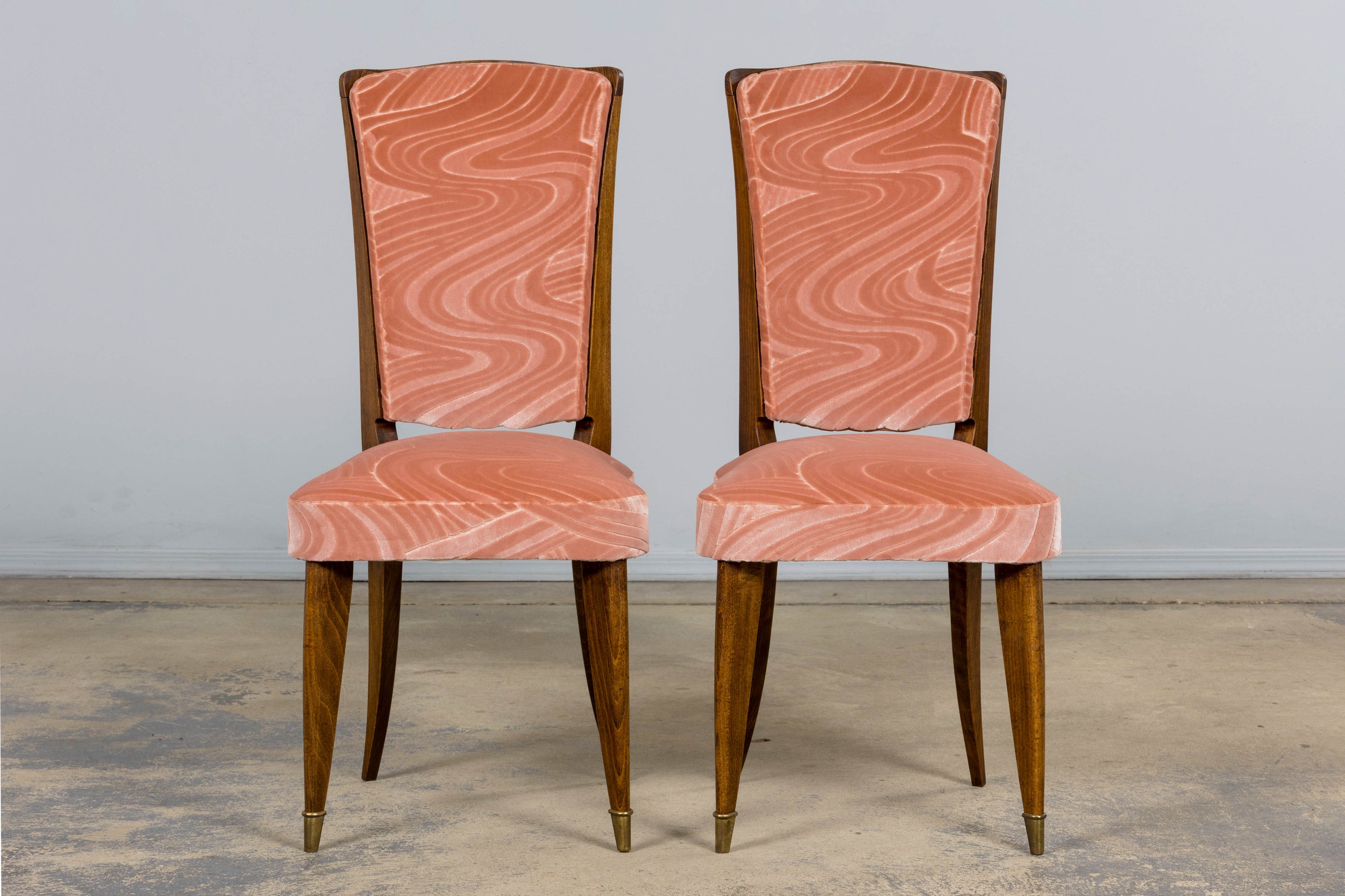 1940s French Parisian Art Deco Oak Dining Chairs in Blush Velvet - Set of 6