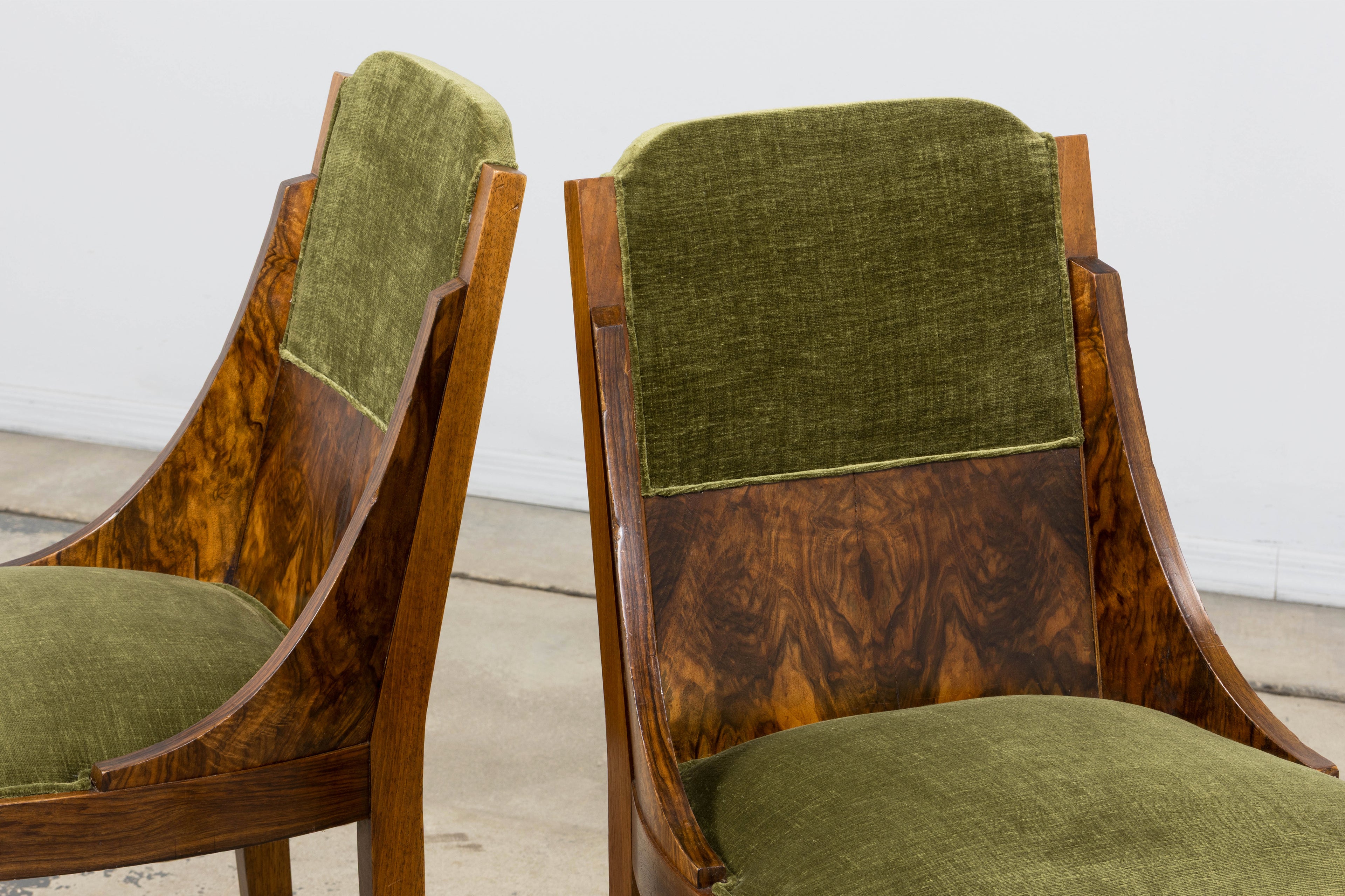 ON HOLD 1920s French Art Deco Walnut Gondola Dining Chairs in Olive Green - Set of 8