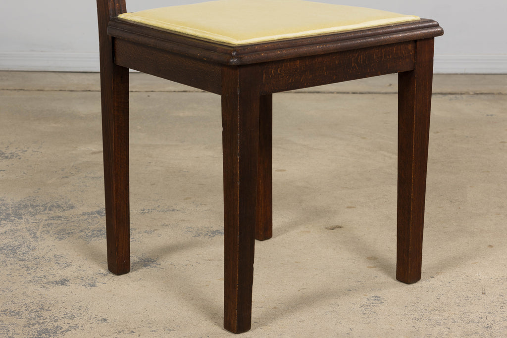 1930s French Art Deco Oak Dining Chairs in Light Yellow Velvet – Set of 8