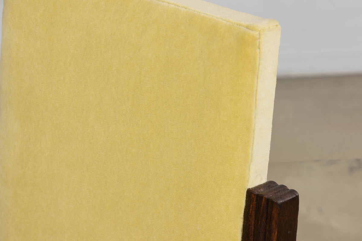 1930s French Art Deco Oak Dining Chairs in Light Yellow Velvet – Set of 8