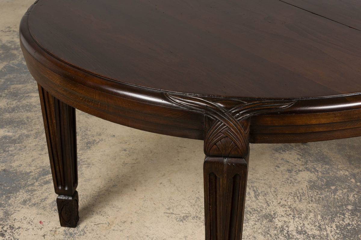 1940s French Art Deco Oval Maple Dining Table