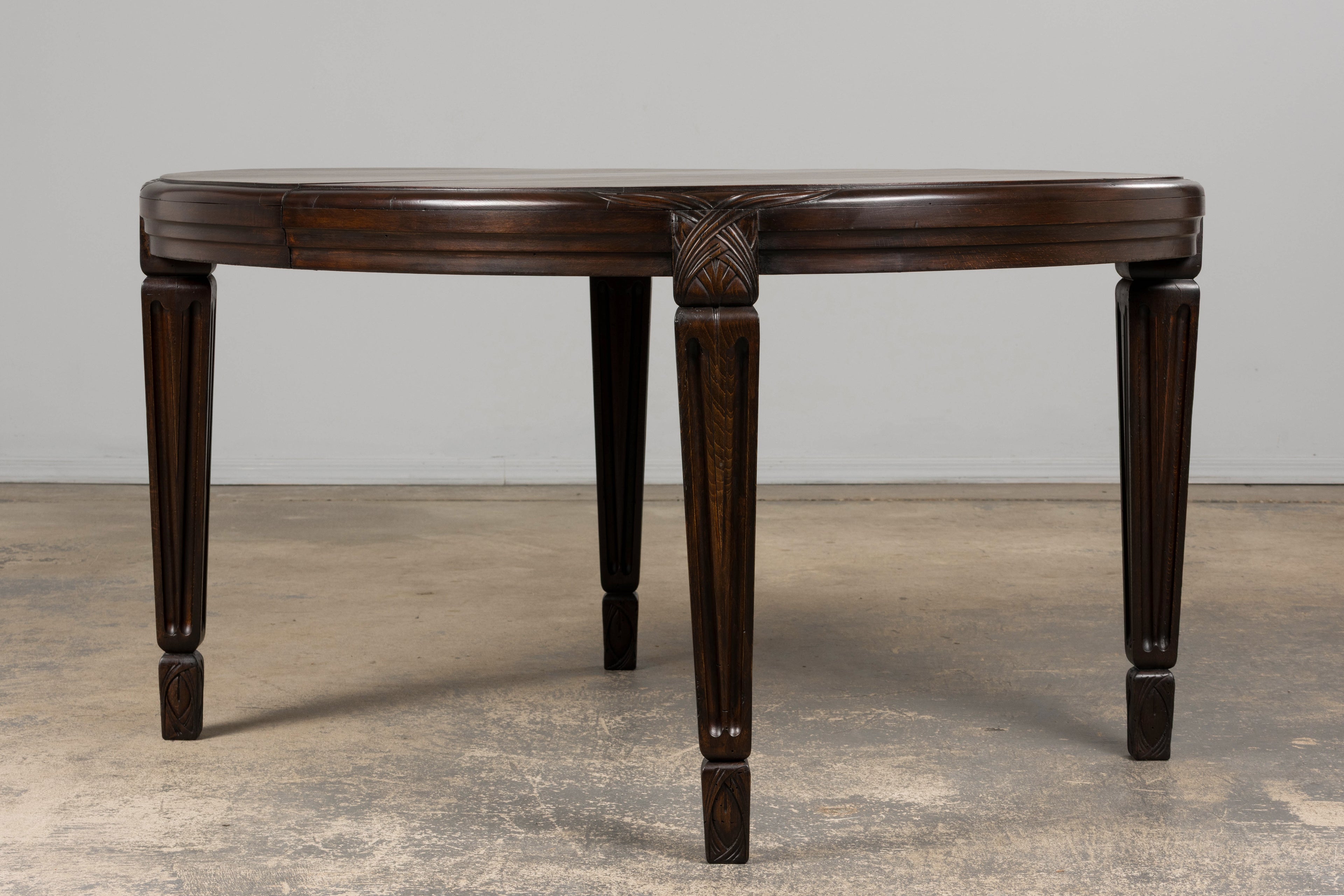 1940s French Art Deco Oval Maple Dining Table