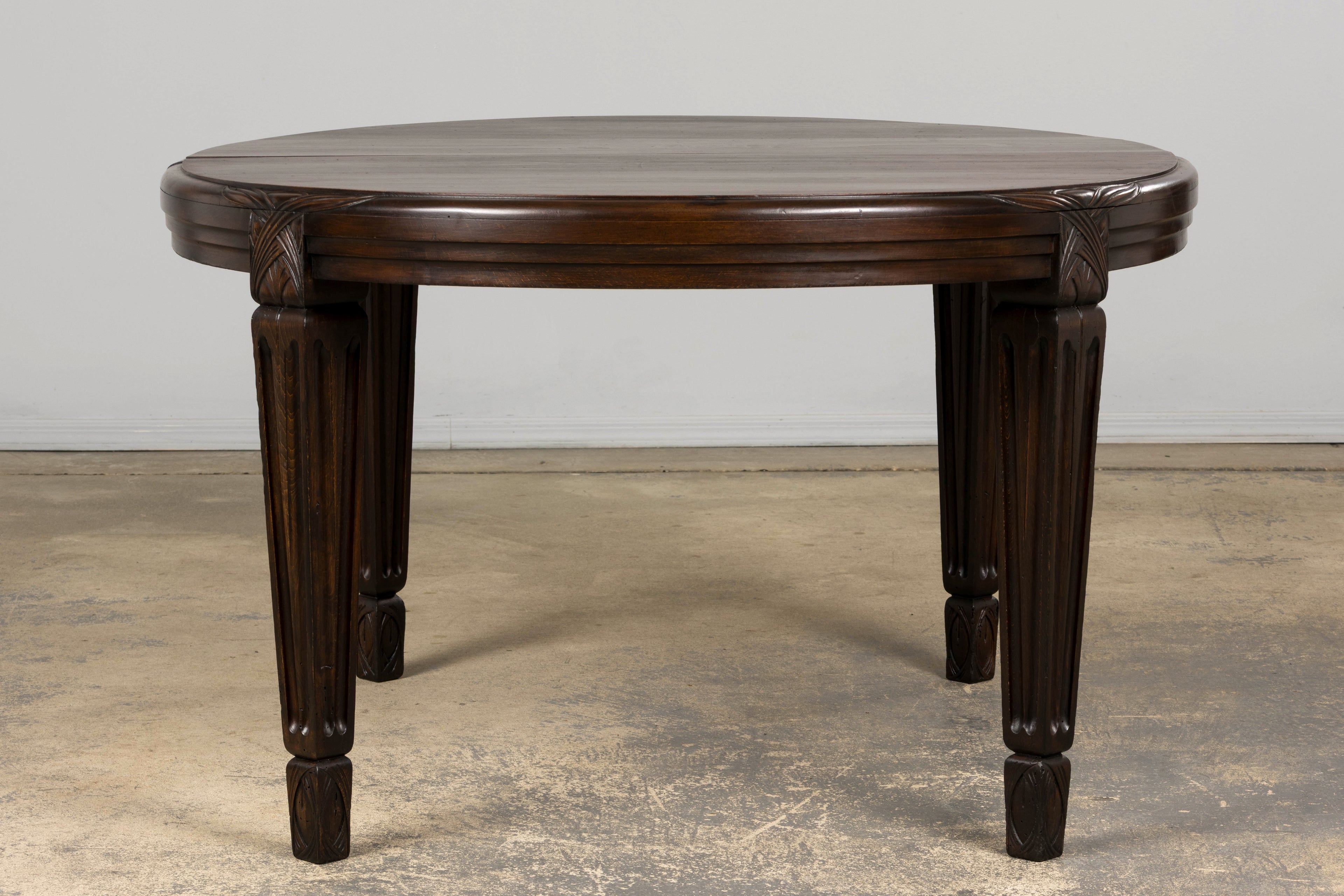 1940s French Art Deco Oval Maple Dining Table