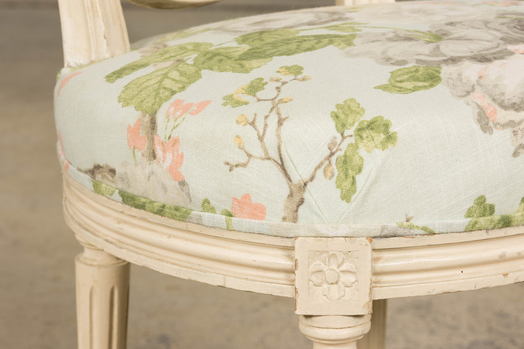 19th Century French Louis XVI Style Painted Accent Chair in Floral Linen