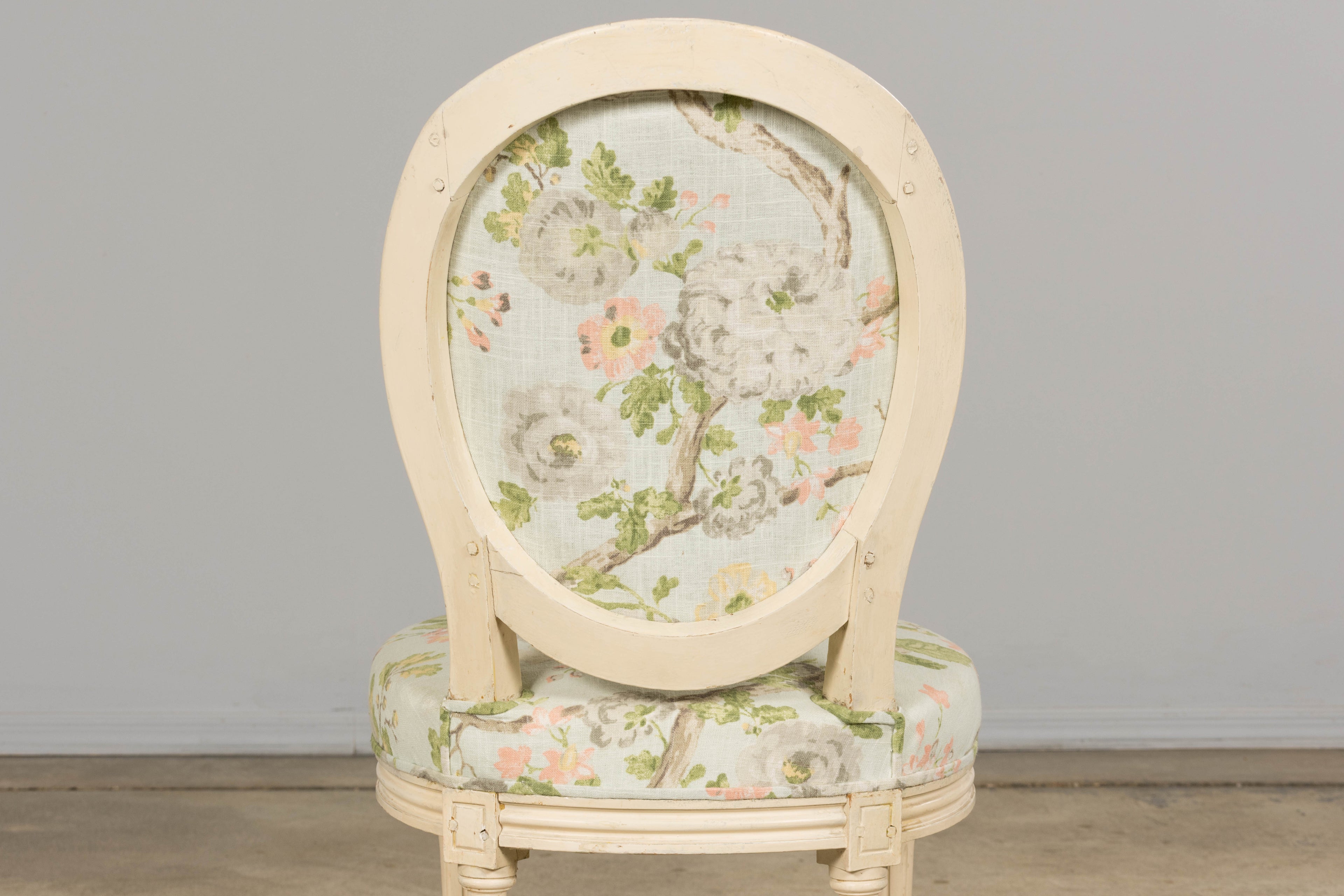 19th Century French Louis XVI Style Painted Accent Chair in Floral Linen