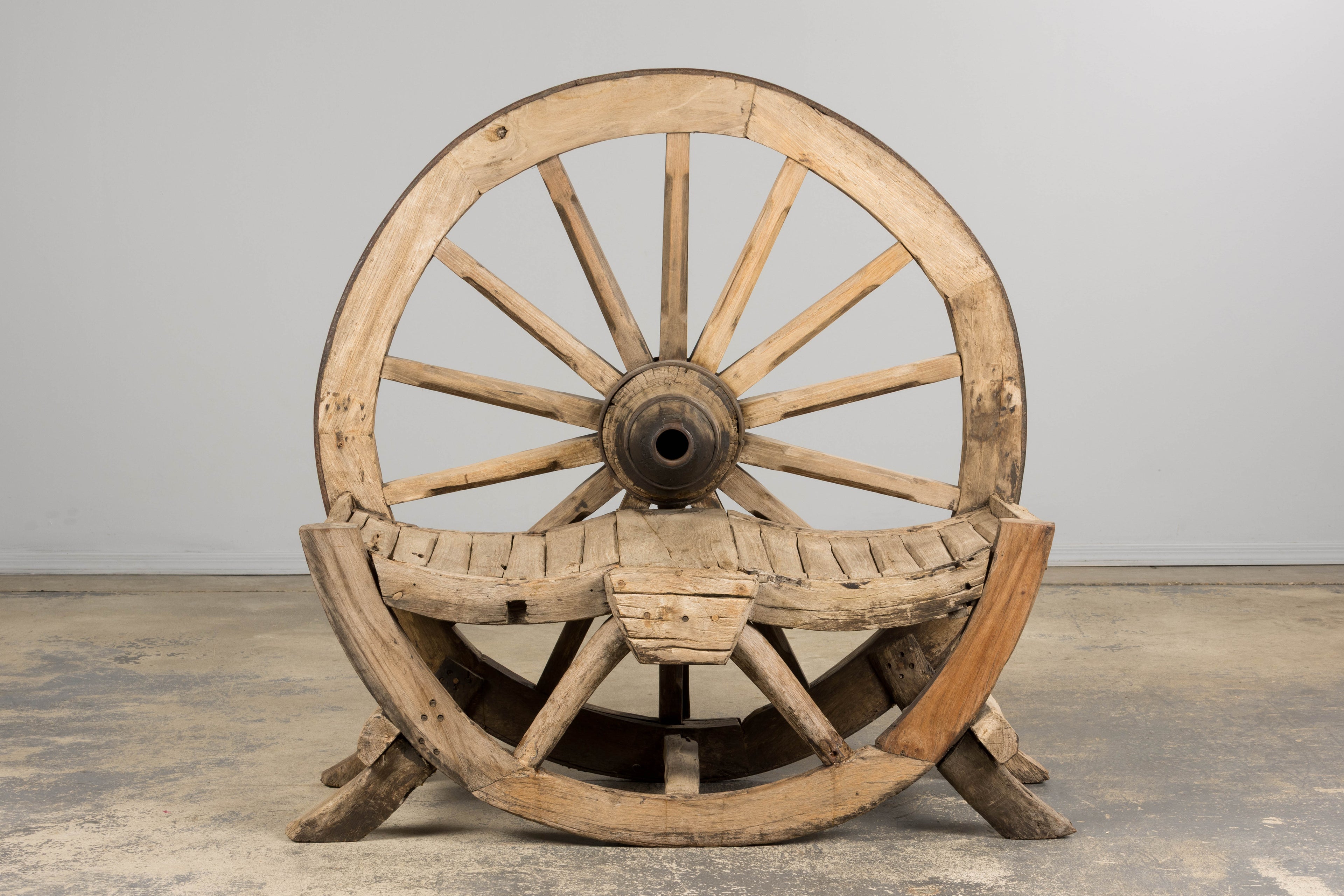 Early 19th Century Country French Farmhouse Oak Outdoor Wagon Wheel Bench