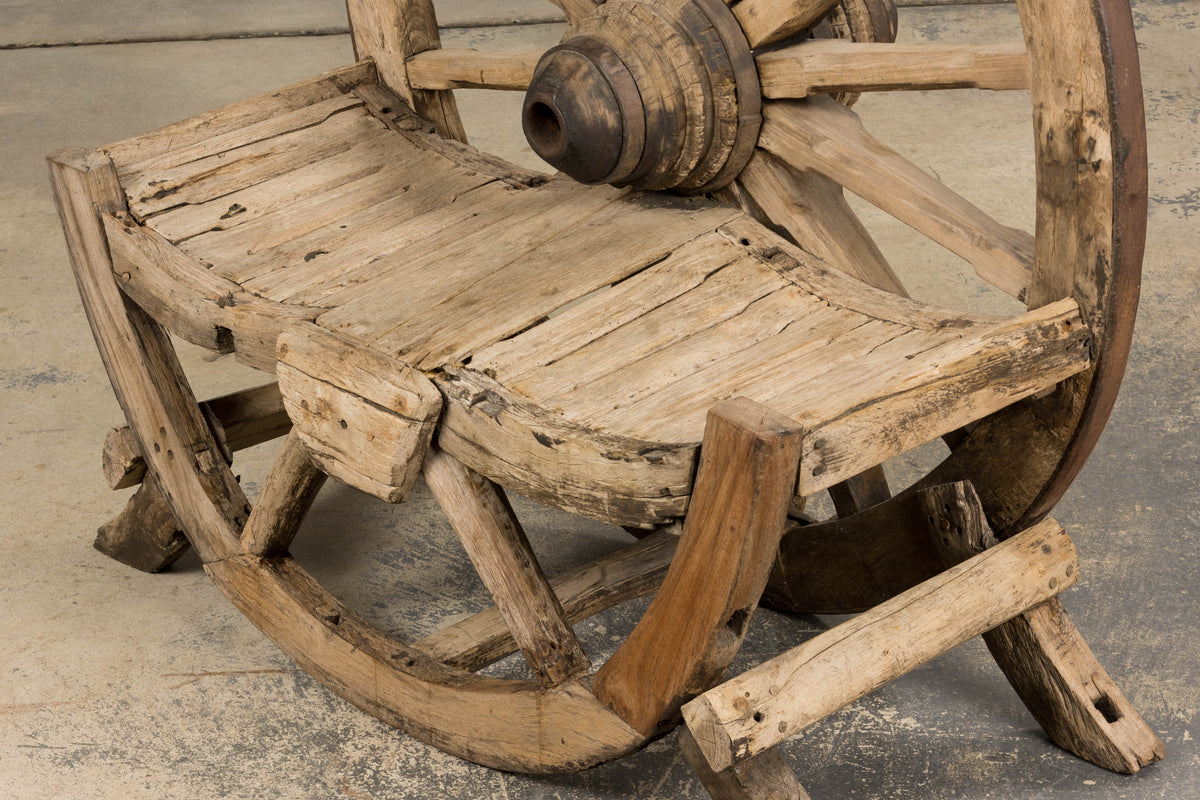 Early 19th Century Country French Farmhouse Oak Outdoor Wagon Wheel Bench
