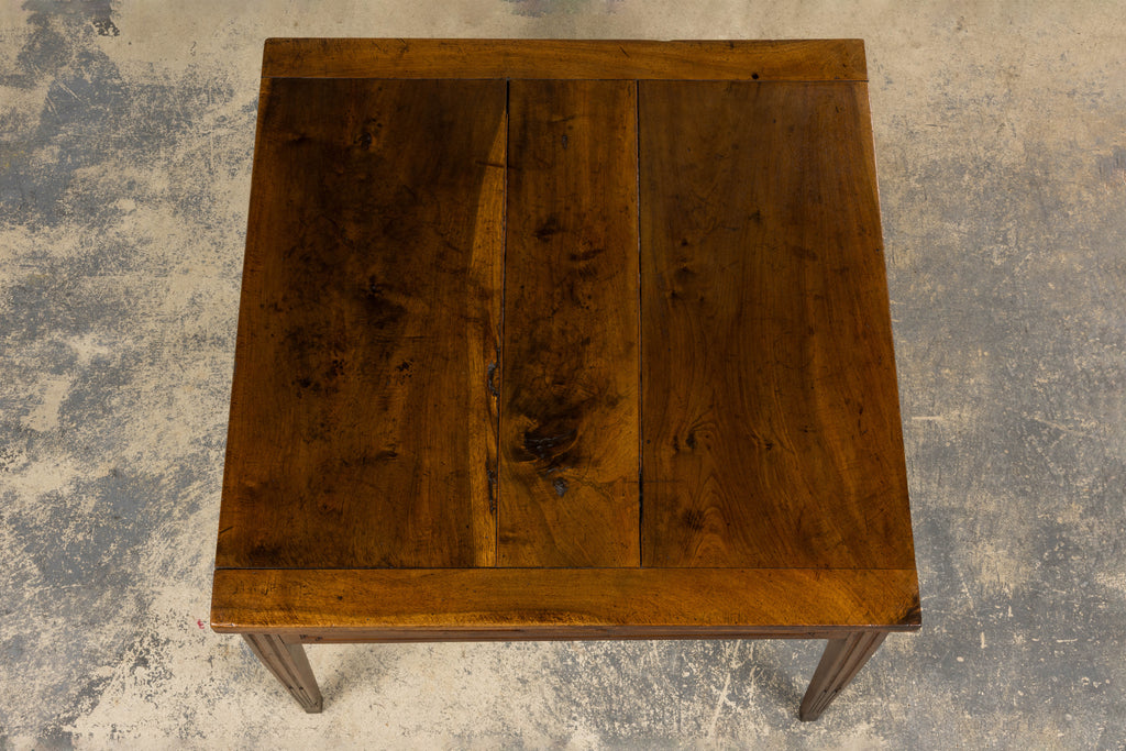 19th Century French Neoclassical Louis XVI Walnut Extending Dining Table