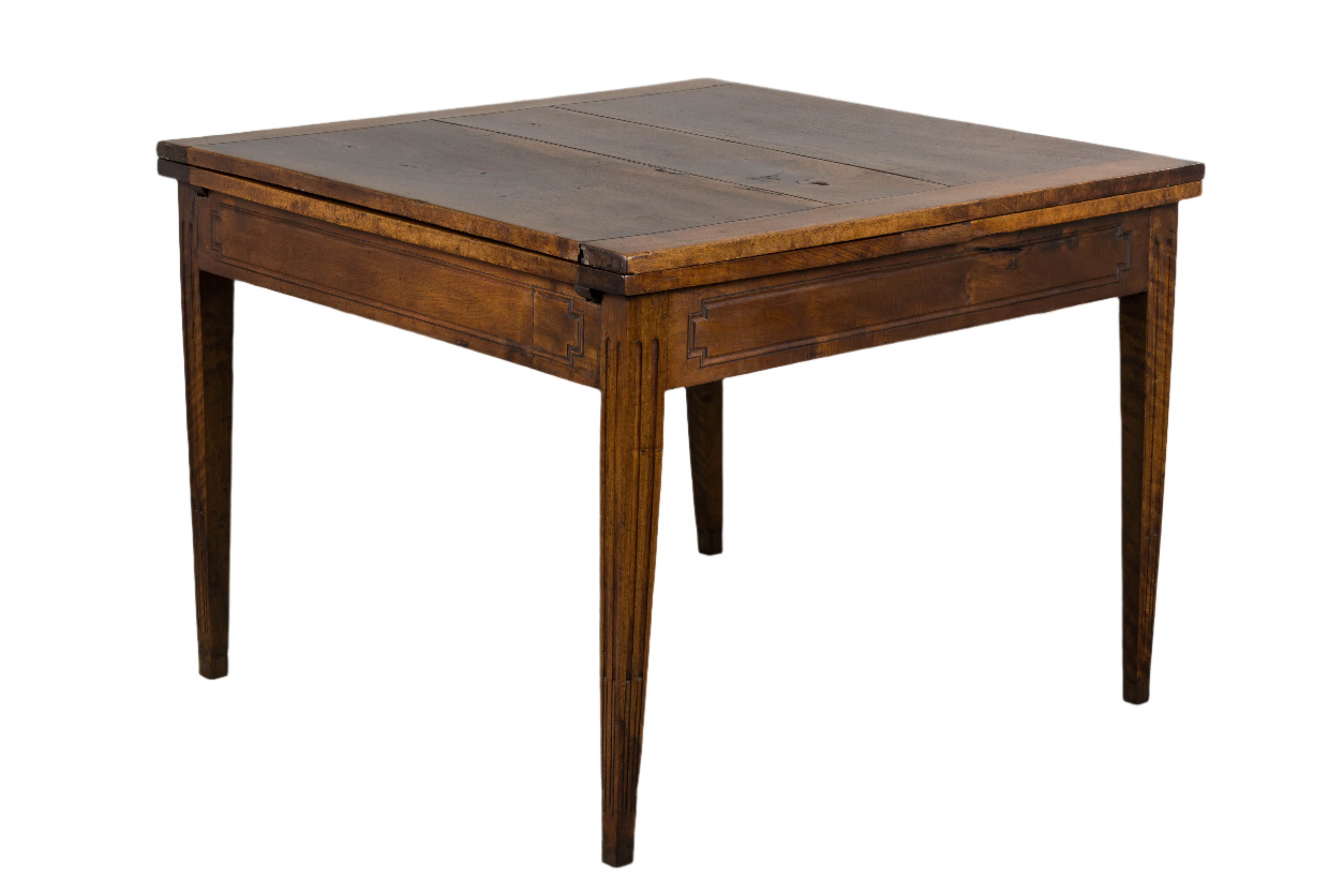 19th Century French Neoclassical Louis XVI Walnut Extending Dining Table
