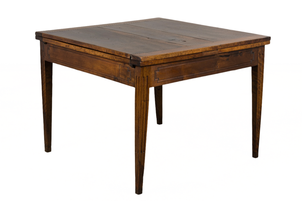 19th Century French Neoclassical Louis XVI Walnut Extending Dining Table