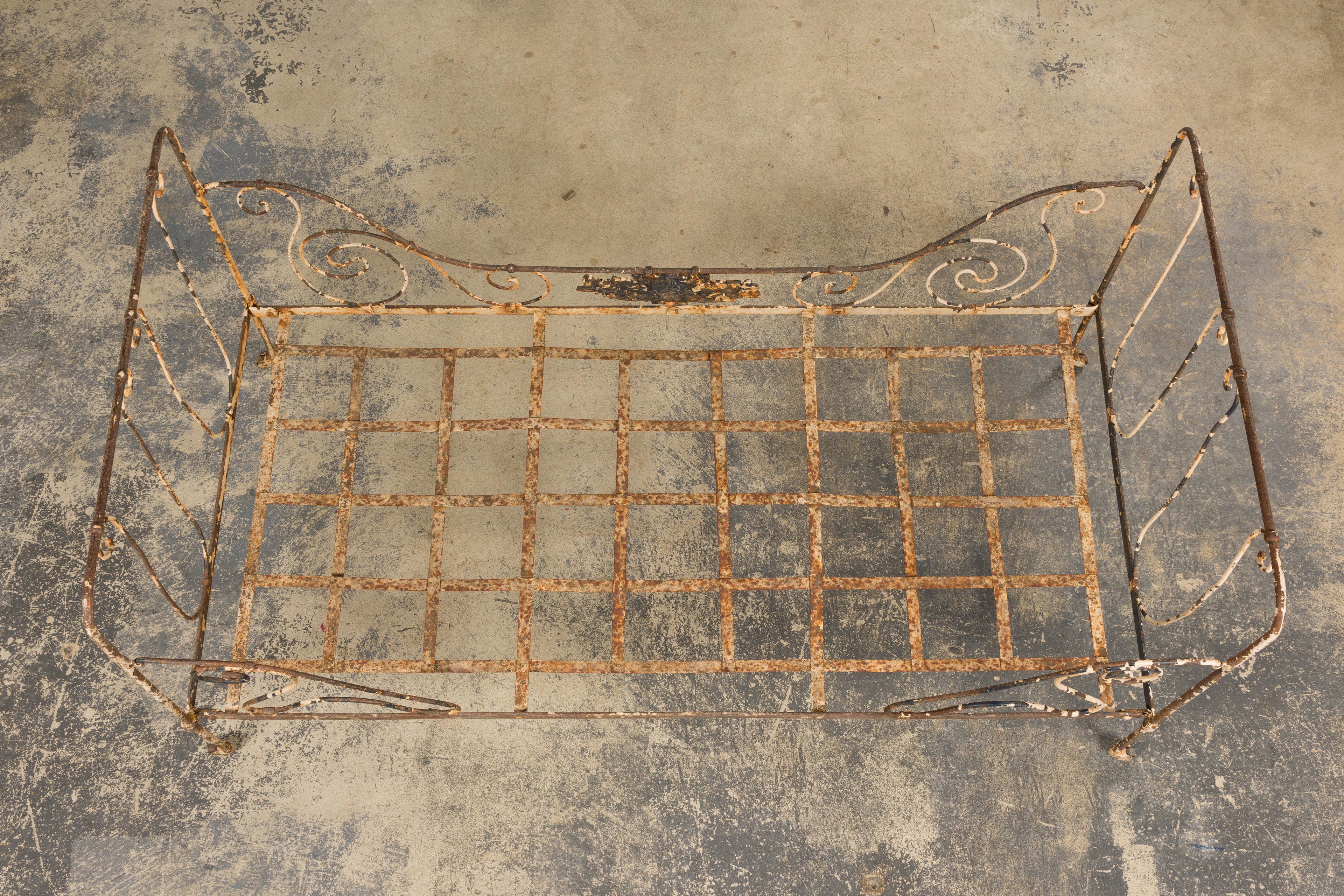 19th Century French Napoleon III Wrought Iron Painted Outdoor Daybed
