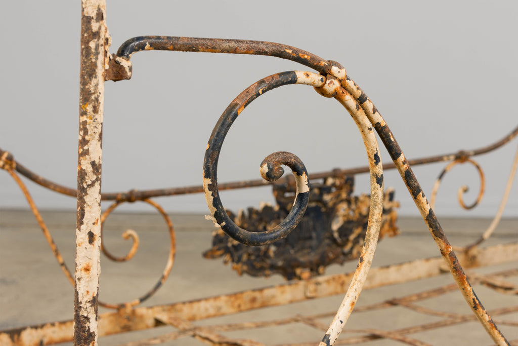 19th Century French Napoleon III Wrought Iron Painted Outdoor Daybed