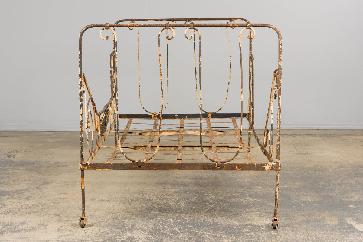 19th Century French Napoleon III Wrought Iron Painted Outdoor Daybed