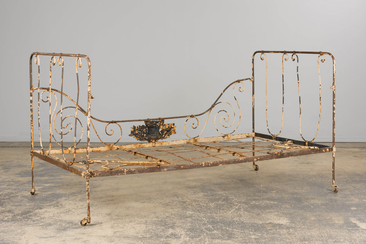 19th Century French Napoleon III Wrought Iron Painted Outdoor Daybed