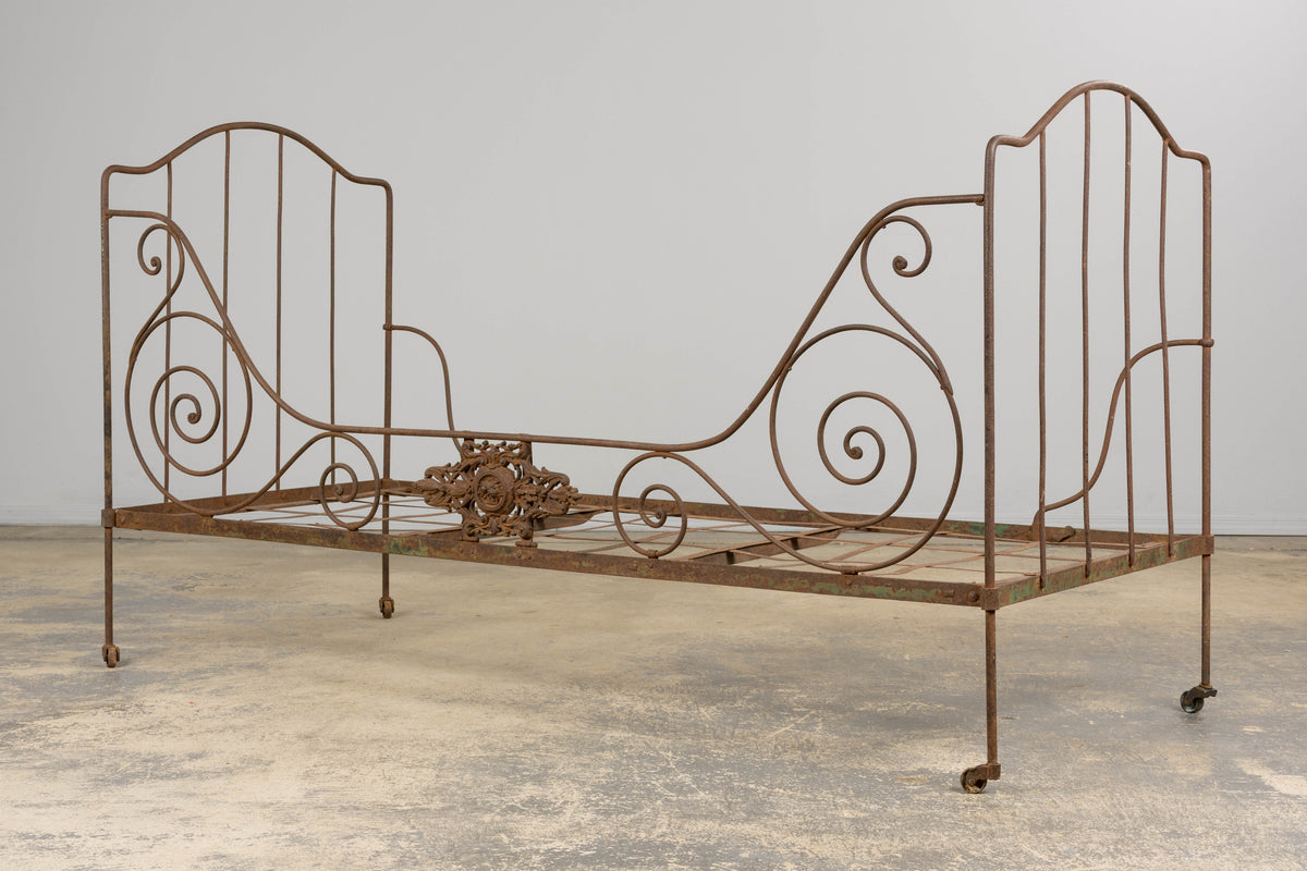 19th Century French Napoleon III Wrought Iron Outdoor Daybed
