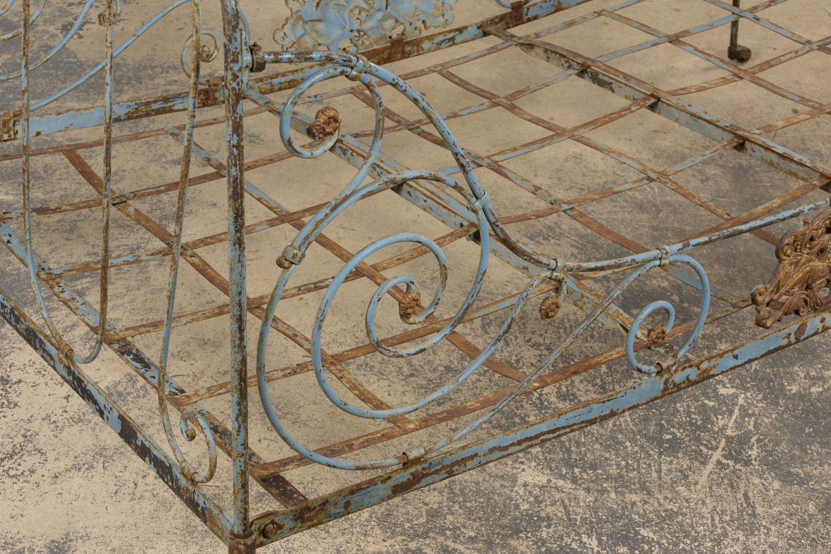 19th Century French Napoleon III Wrought Iron Painted Blue Outdoor Daybed