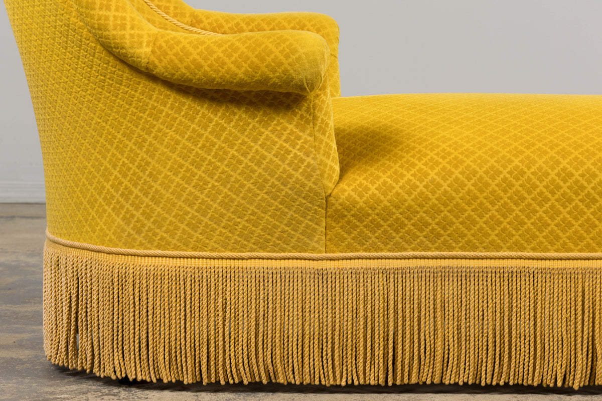 19th Century French Napoleon III Chaise Lounge in Golden Yellow Velvet