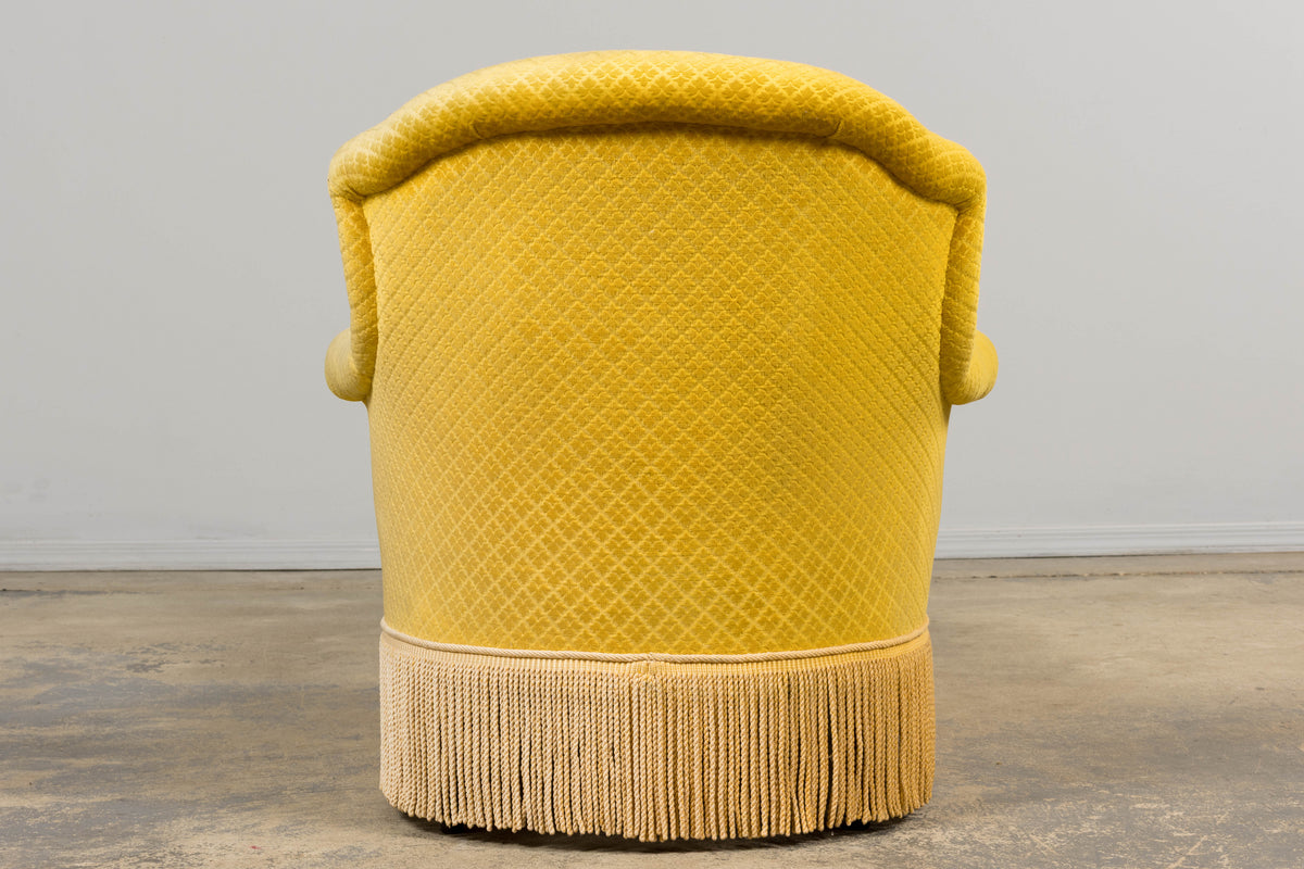 19th Century French Napoleon III Chaise Lounge in Golden Yellow Velvet