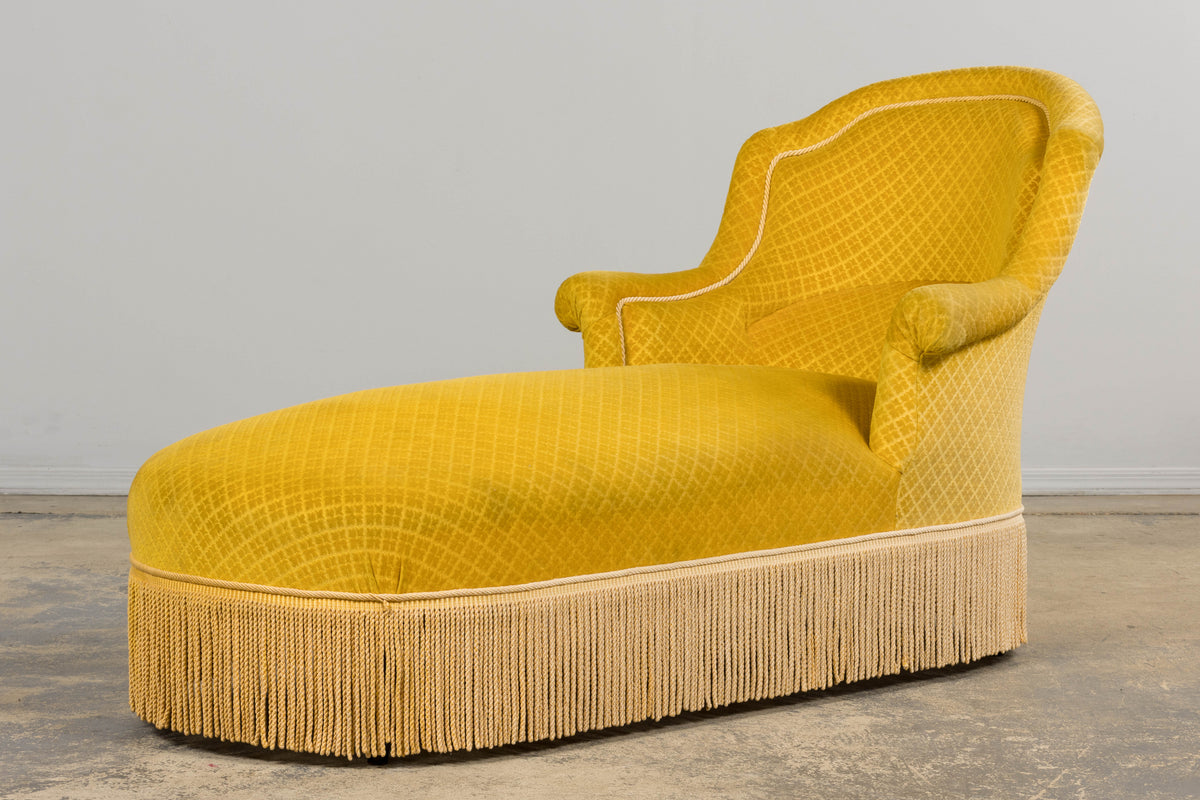 19th Century French Napoleon III Chaise Lounge in Golden Yellow Velvet