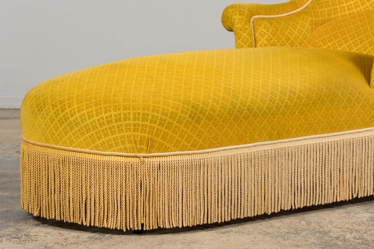 19th Century French Napoleon III Chaise Lounge in Golden Yellow Velvet
