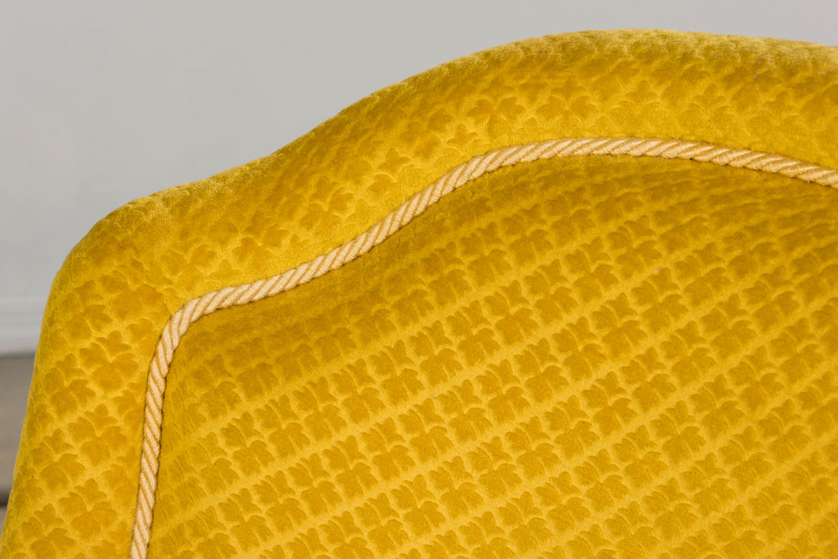 19th Century French Napoleon III Chaise Lounge in Golden Yellow Velvet